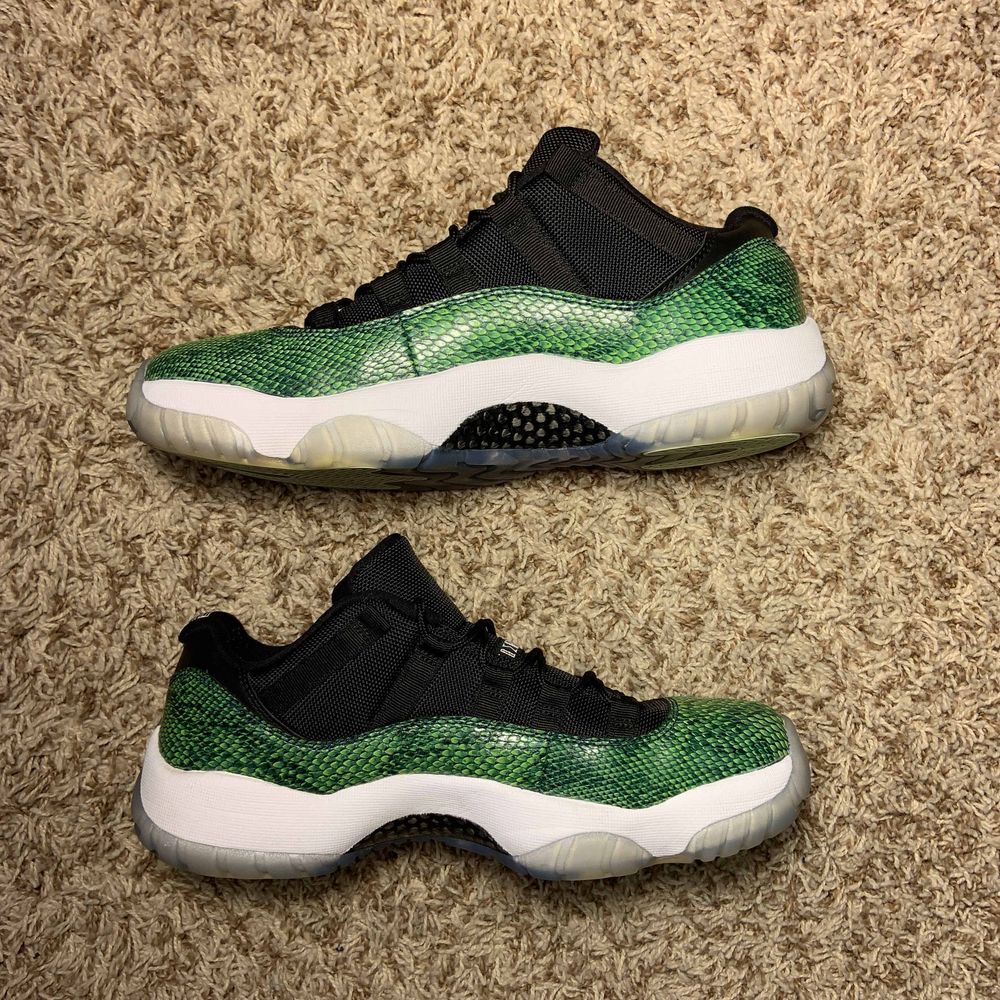 jordan 11 low snake skin