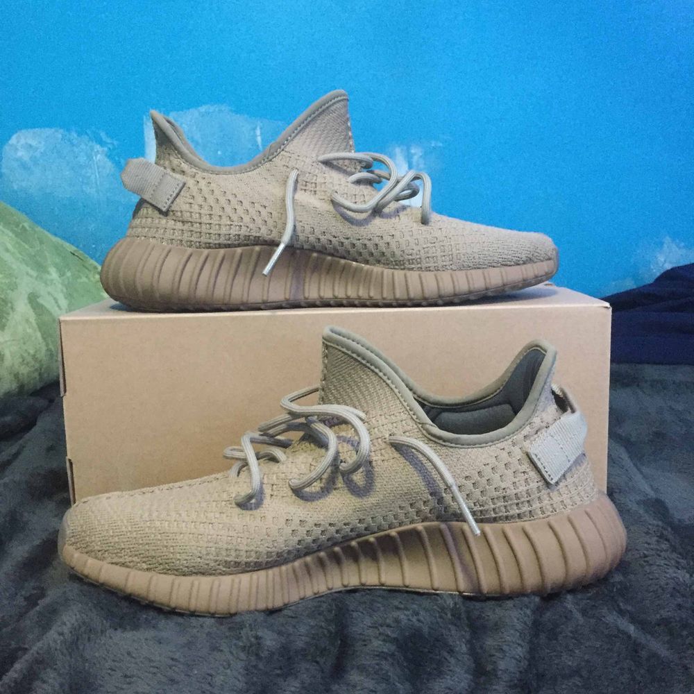 marathon running shoes price