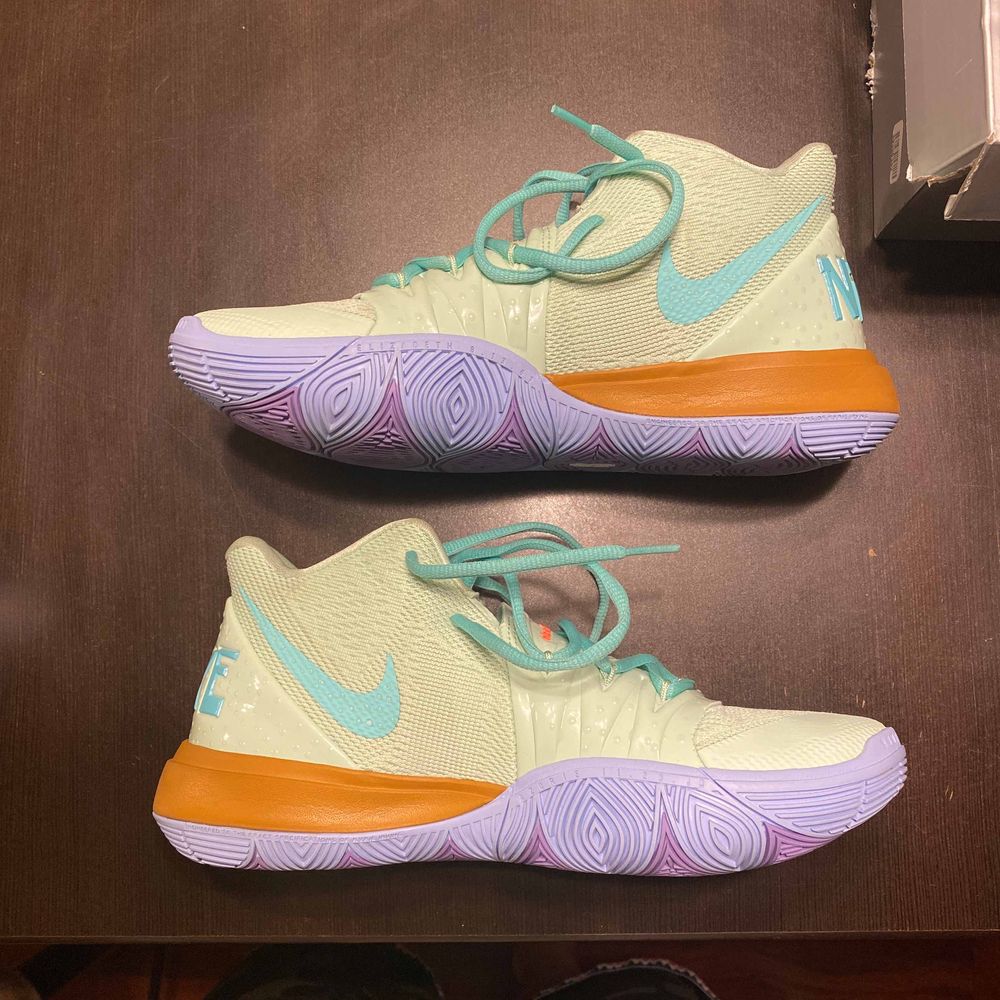 spongebob squarepants x kyrie 5 squidward