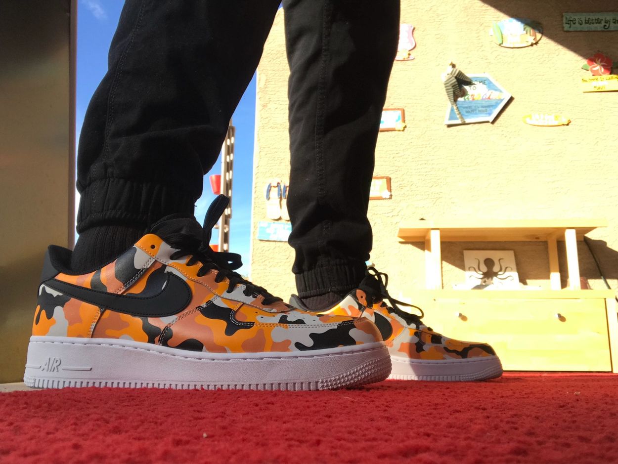 nike air force 1 07 lv8 orange camo