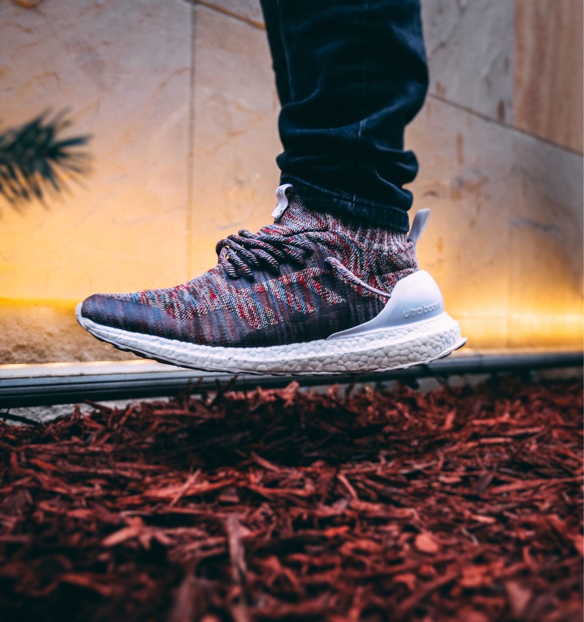 yeezy boost 700 v2 white