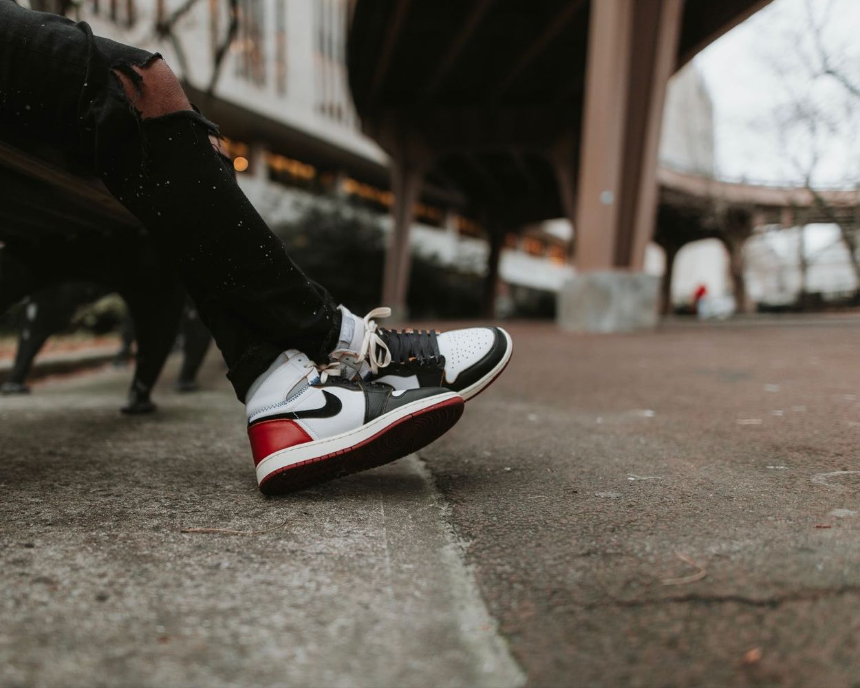 union black toe jordan