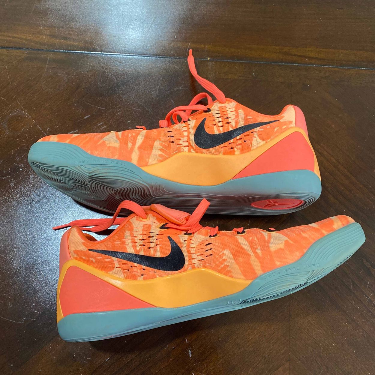 kobe rage bright mango