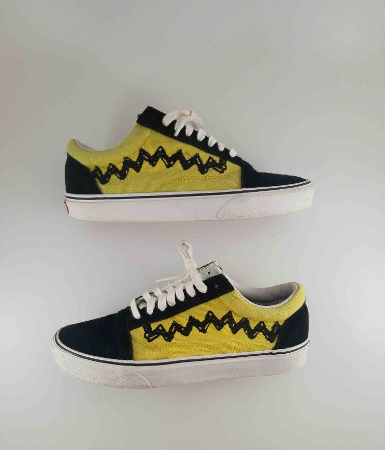 vans old skool charlie brown Cinosural International School