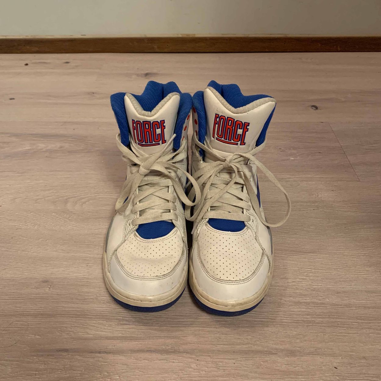 nike air command force sixers