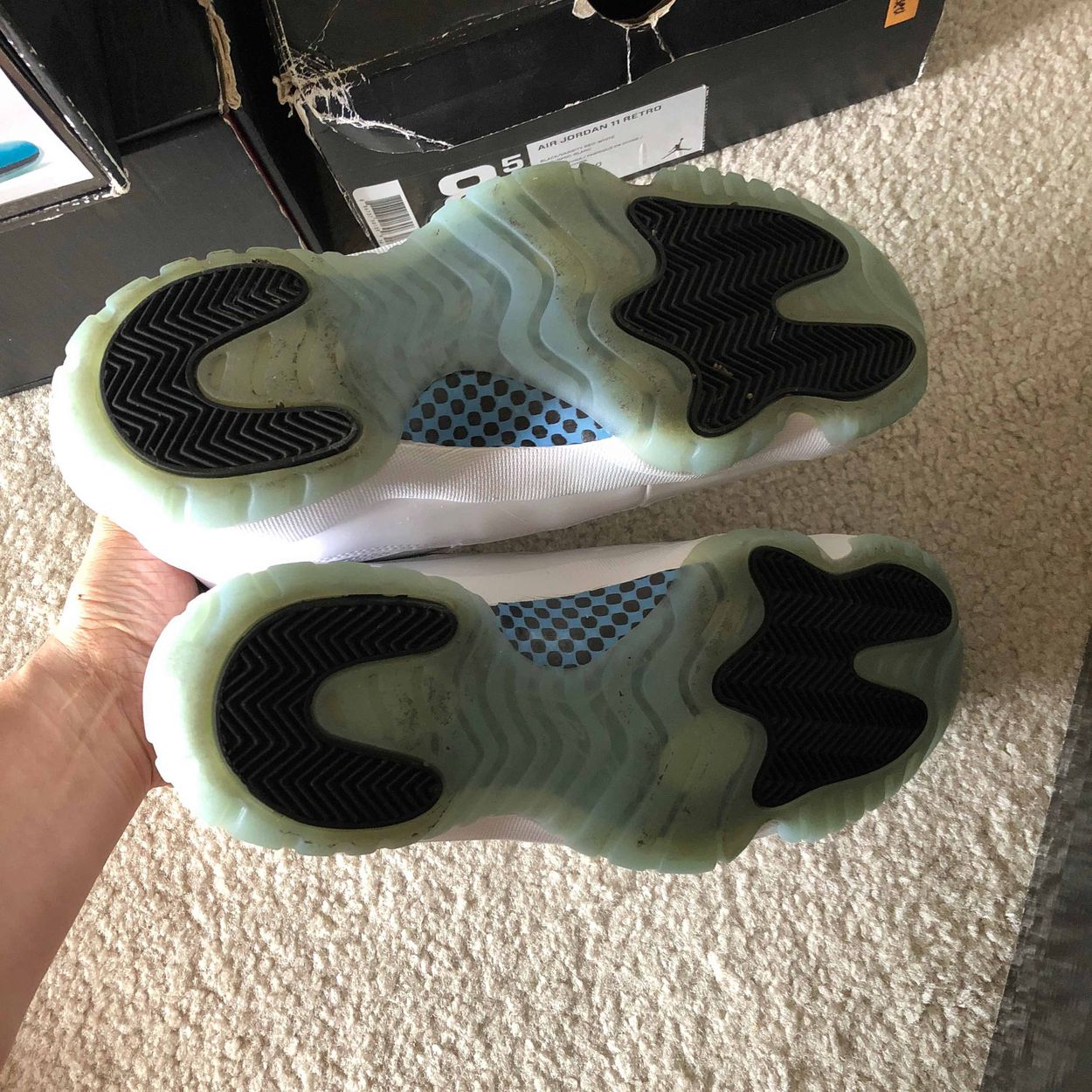 legend blue 11 low goat