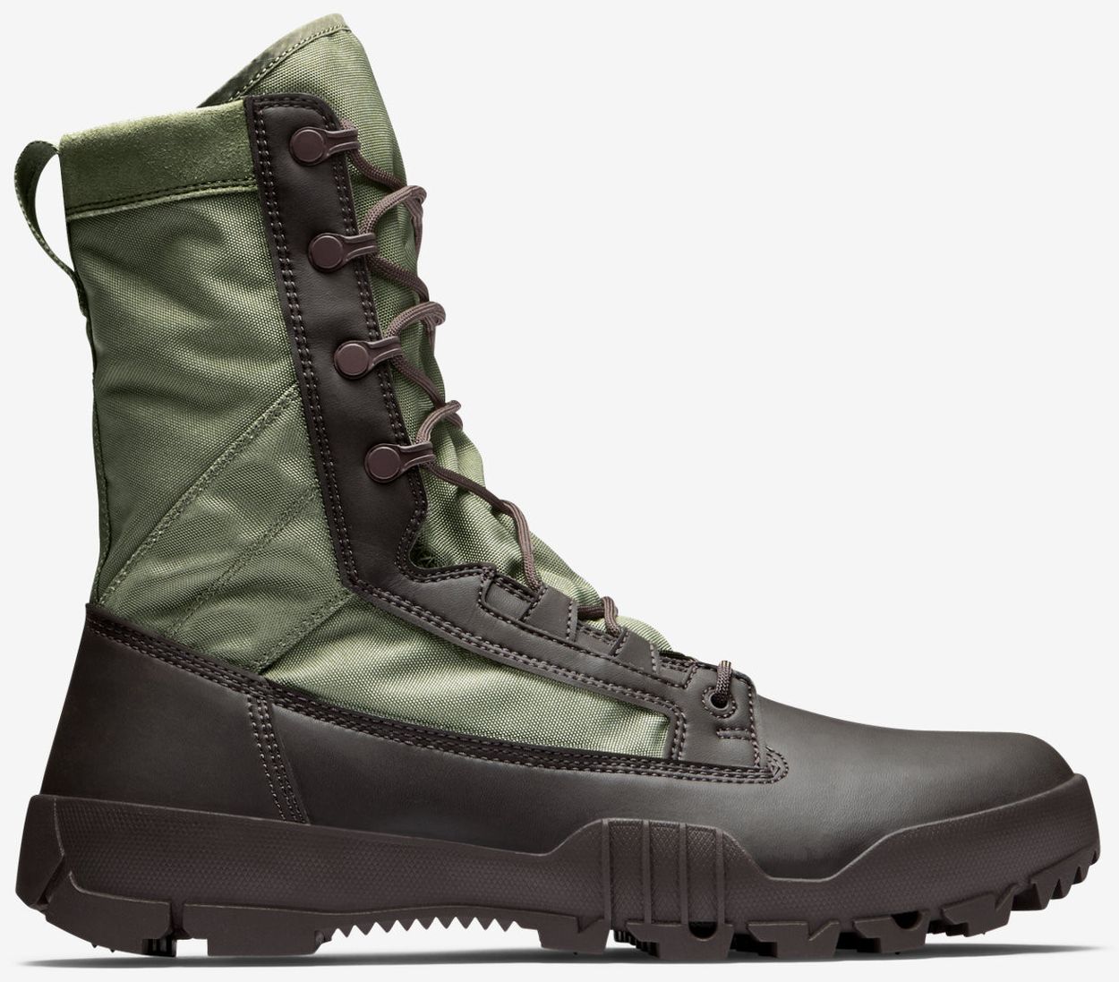black and tan nike boots