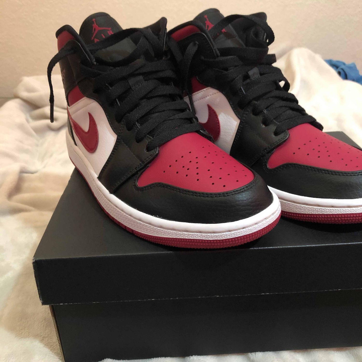 Air Jordan 1 Mid 'Noble Red' - Air Jordan - 554724 066 | GOAT