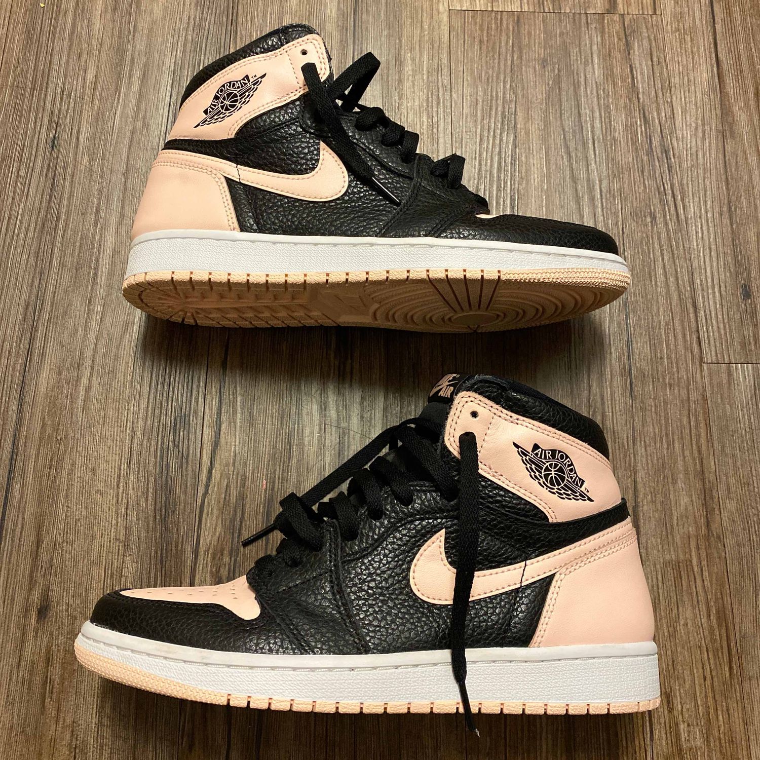 crimson tint jordan 1 goat