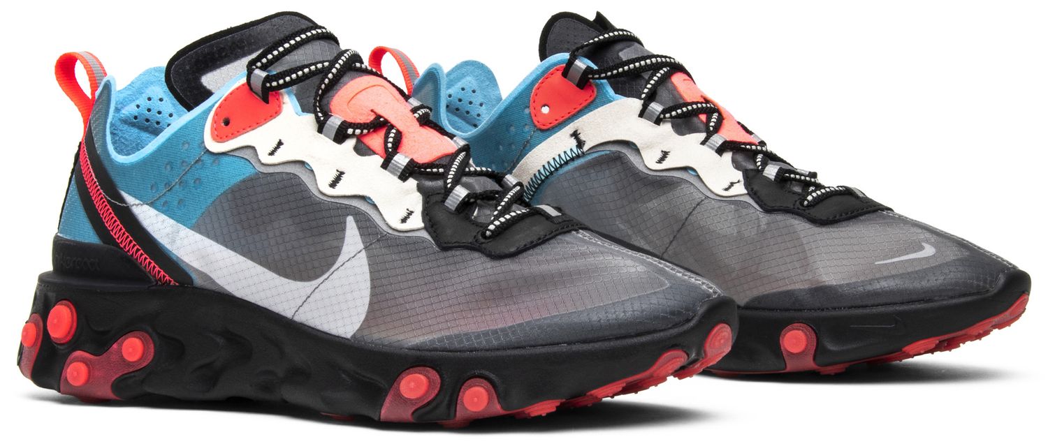 nike react element solar red