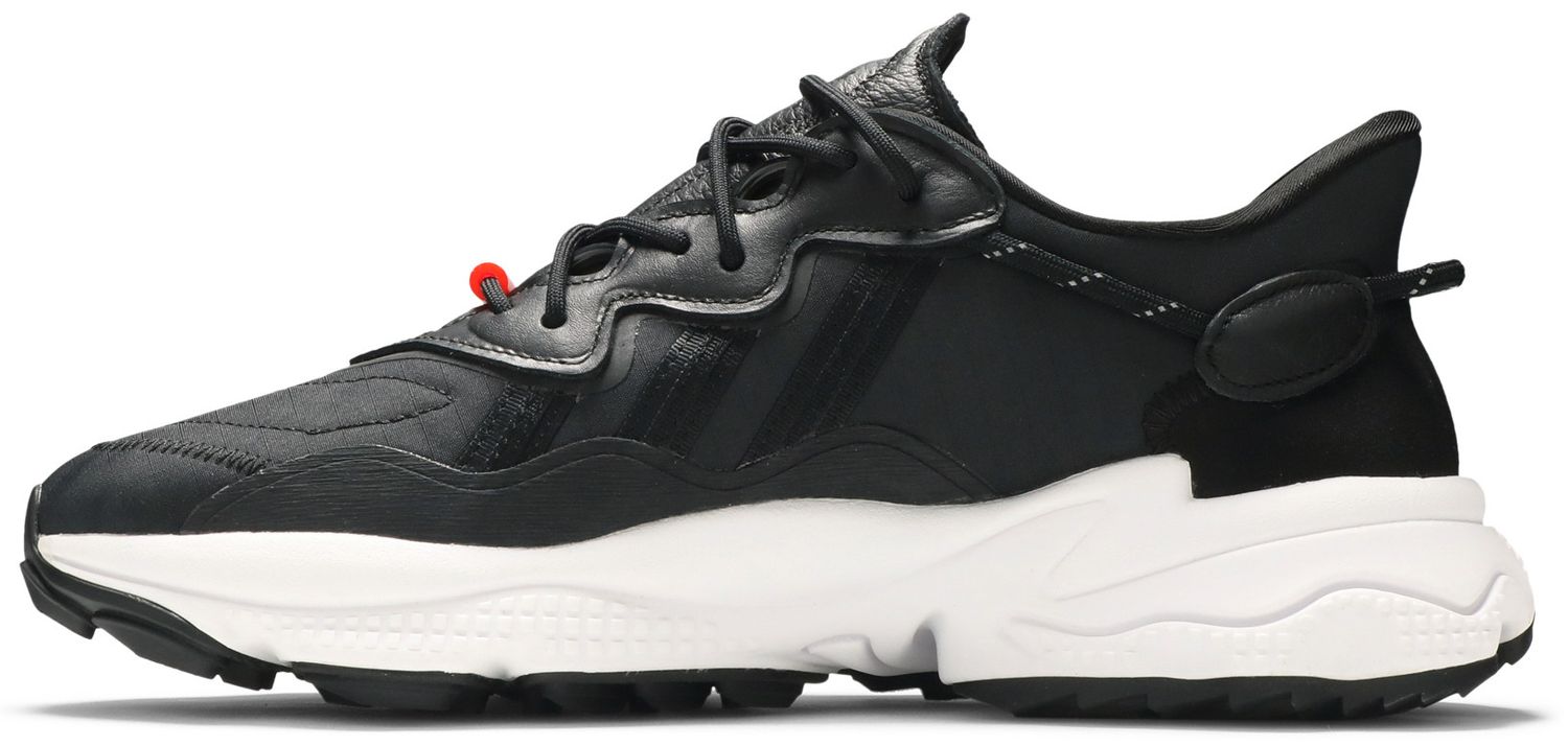 ozweego tr black
