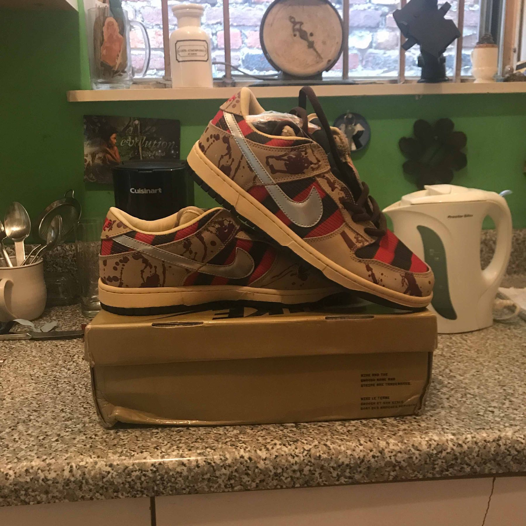 30000 nike shoes