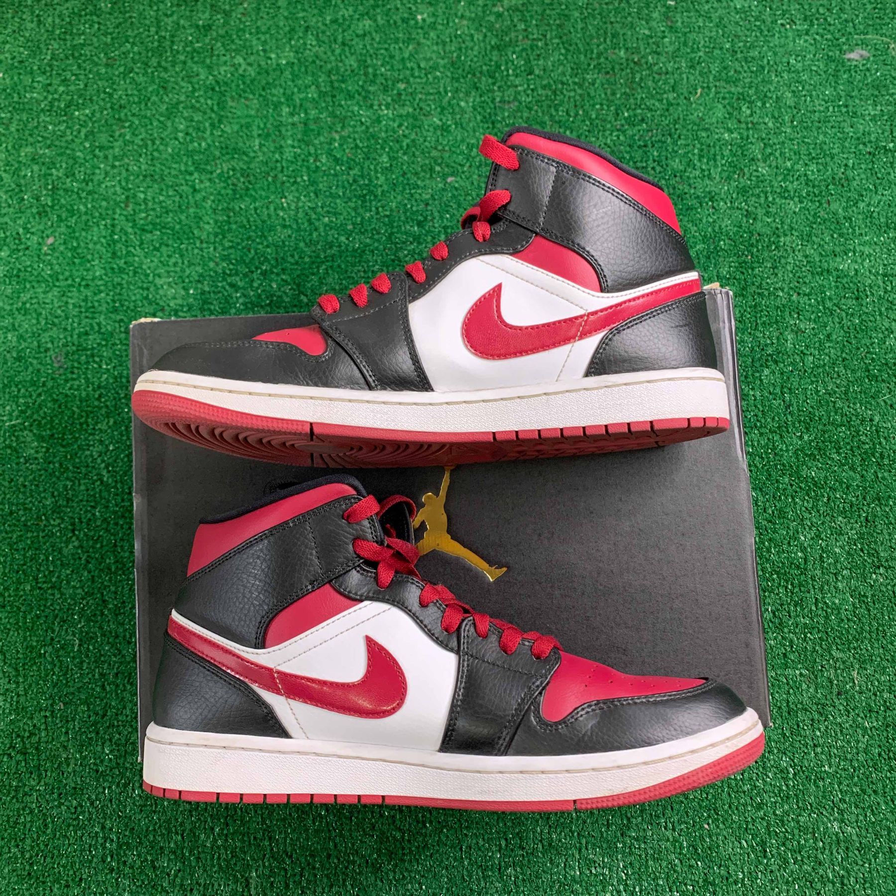 Womens air jordan 1 mid noble red clearance