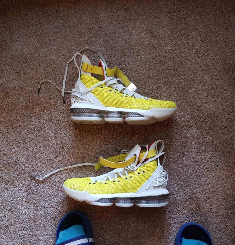 nike hfr x lebron 16