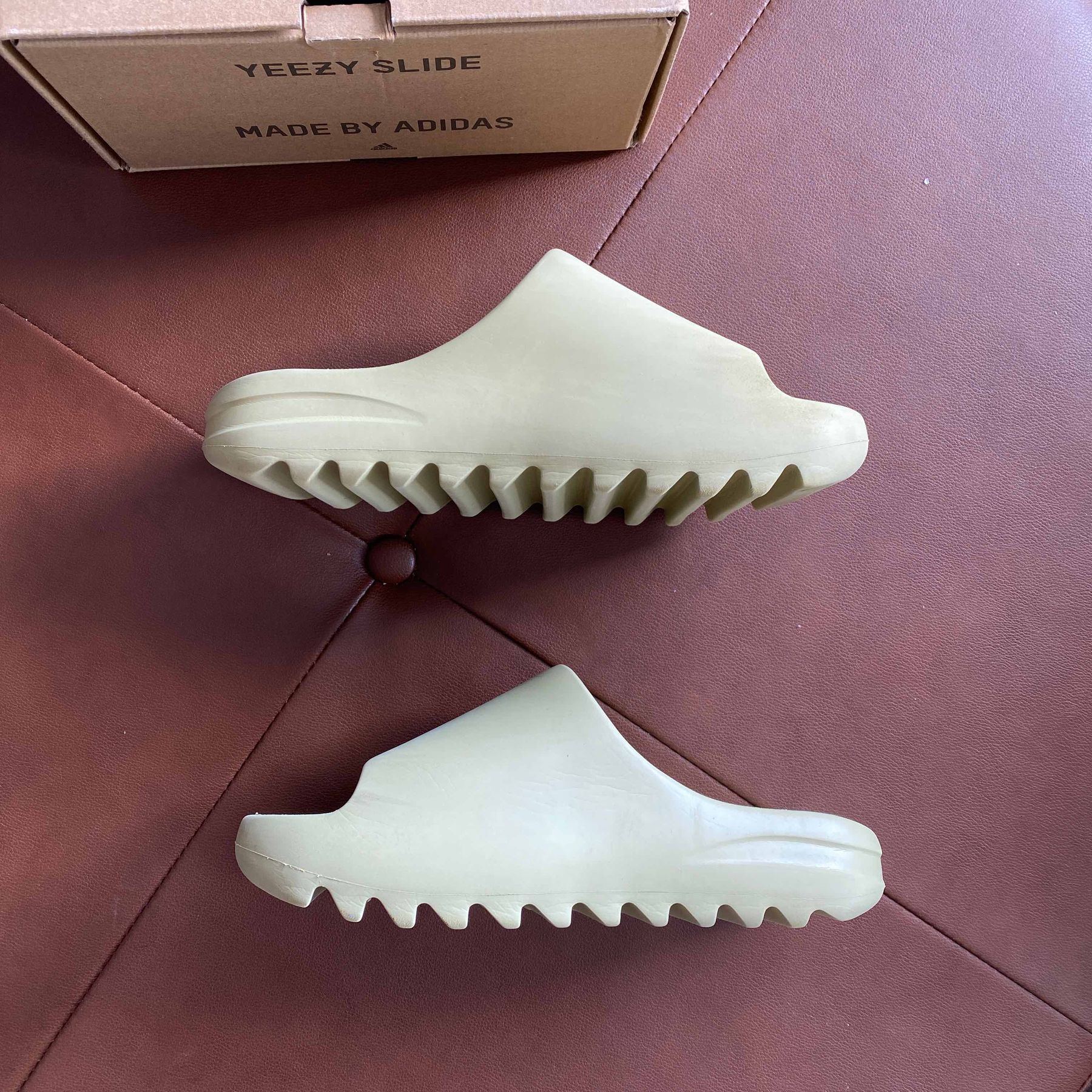 Yeezy Slides 'Resin' - adidas - FX0494 | GOAT