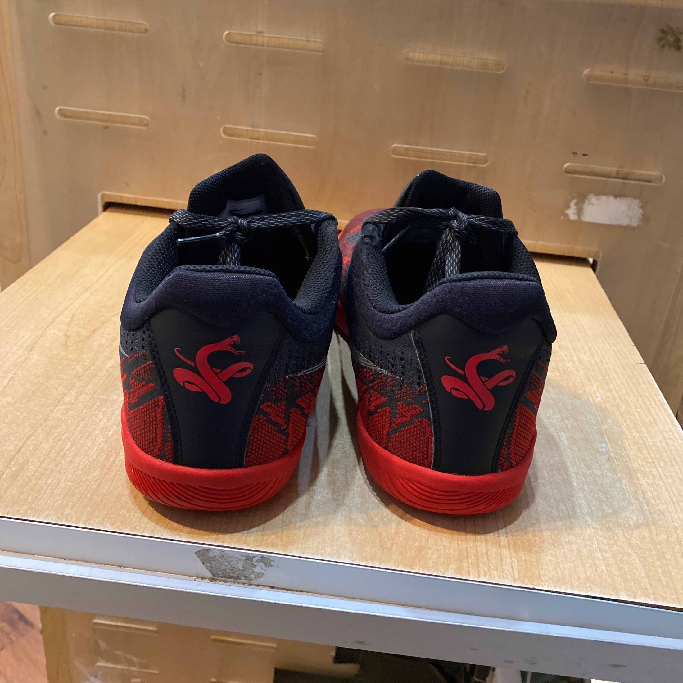 mamba rage black red
