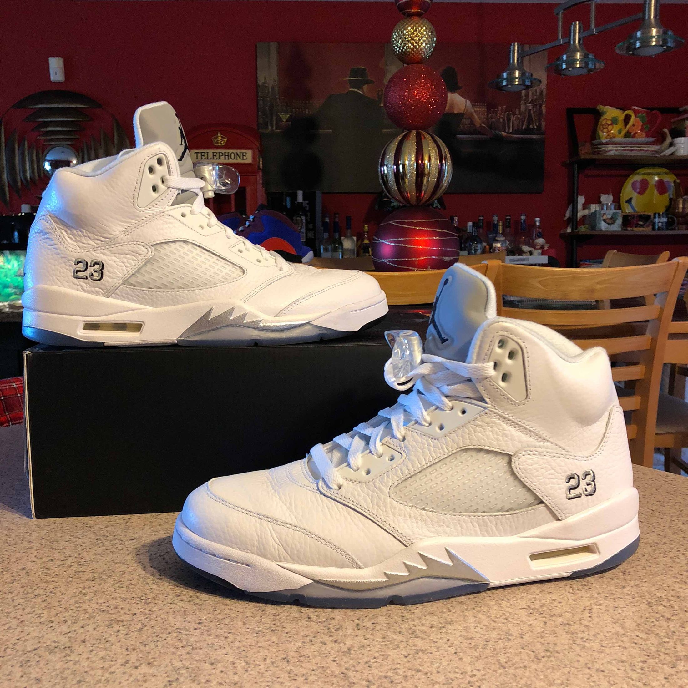 air jordan 5 metallic white