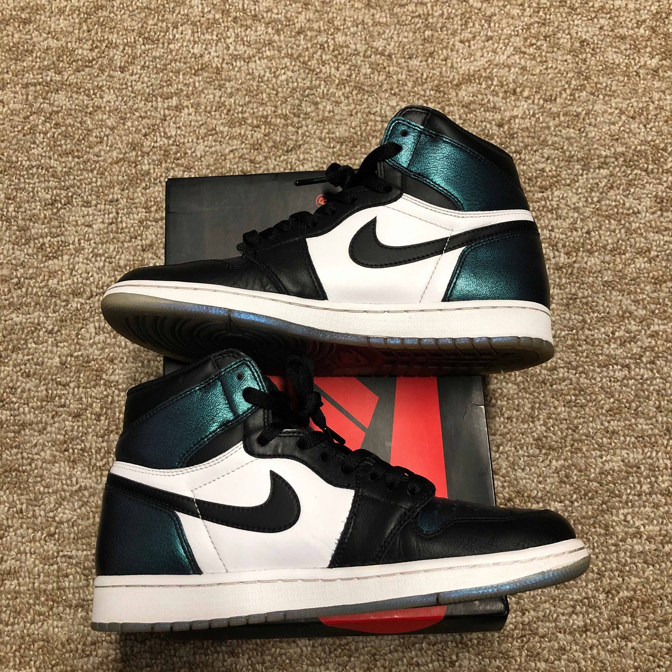 chameleon jordan 1