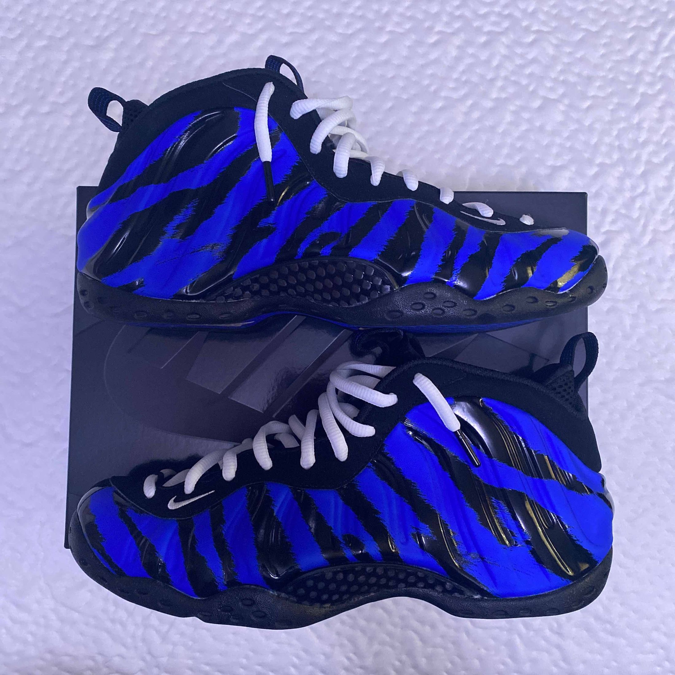nike foamposite tiger stripes