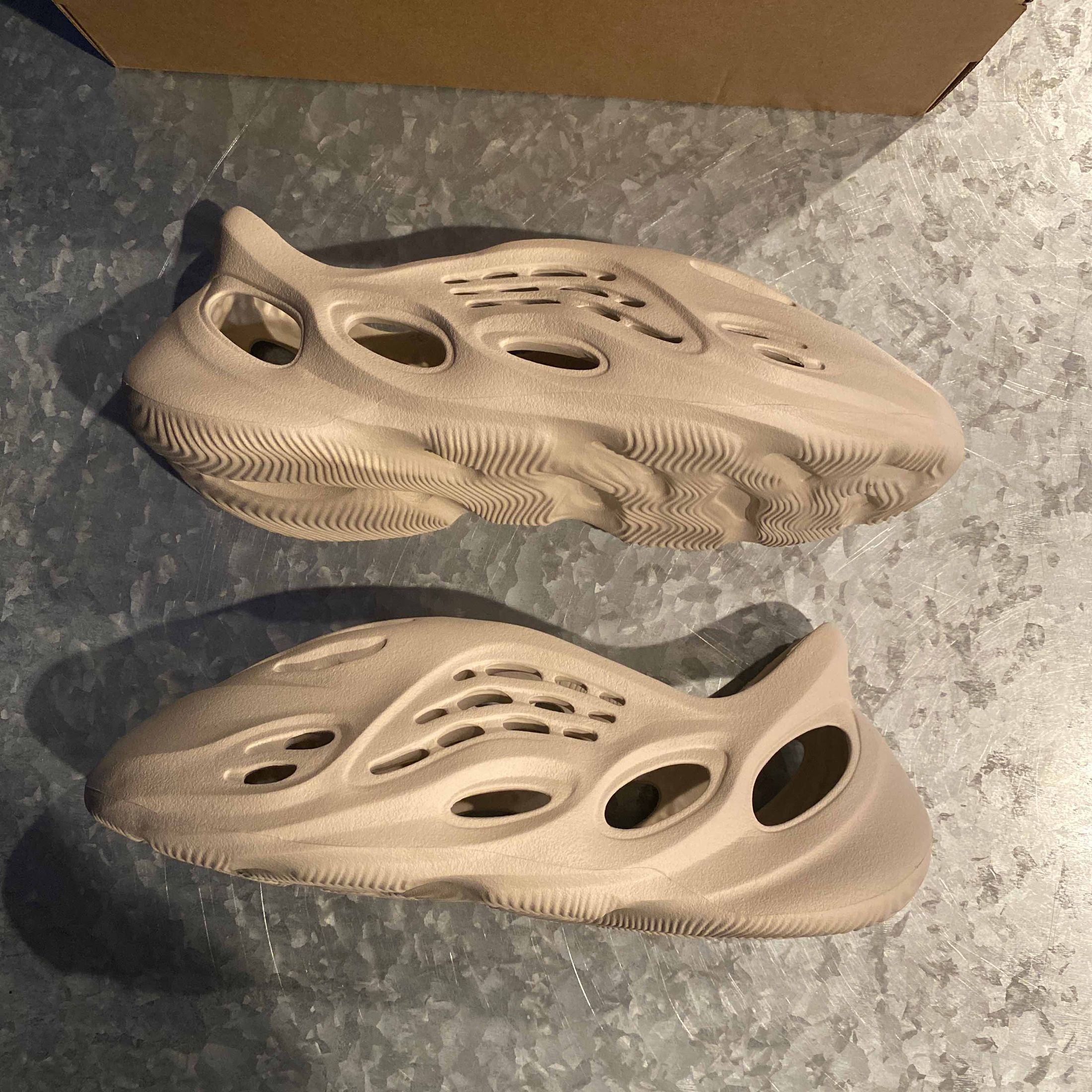 yeezy foam runner goat