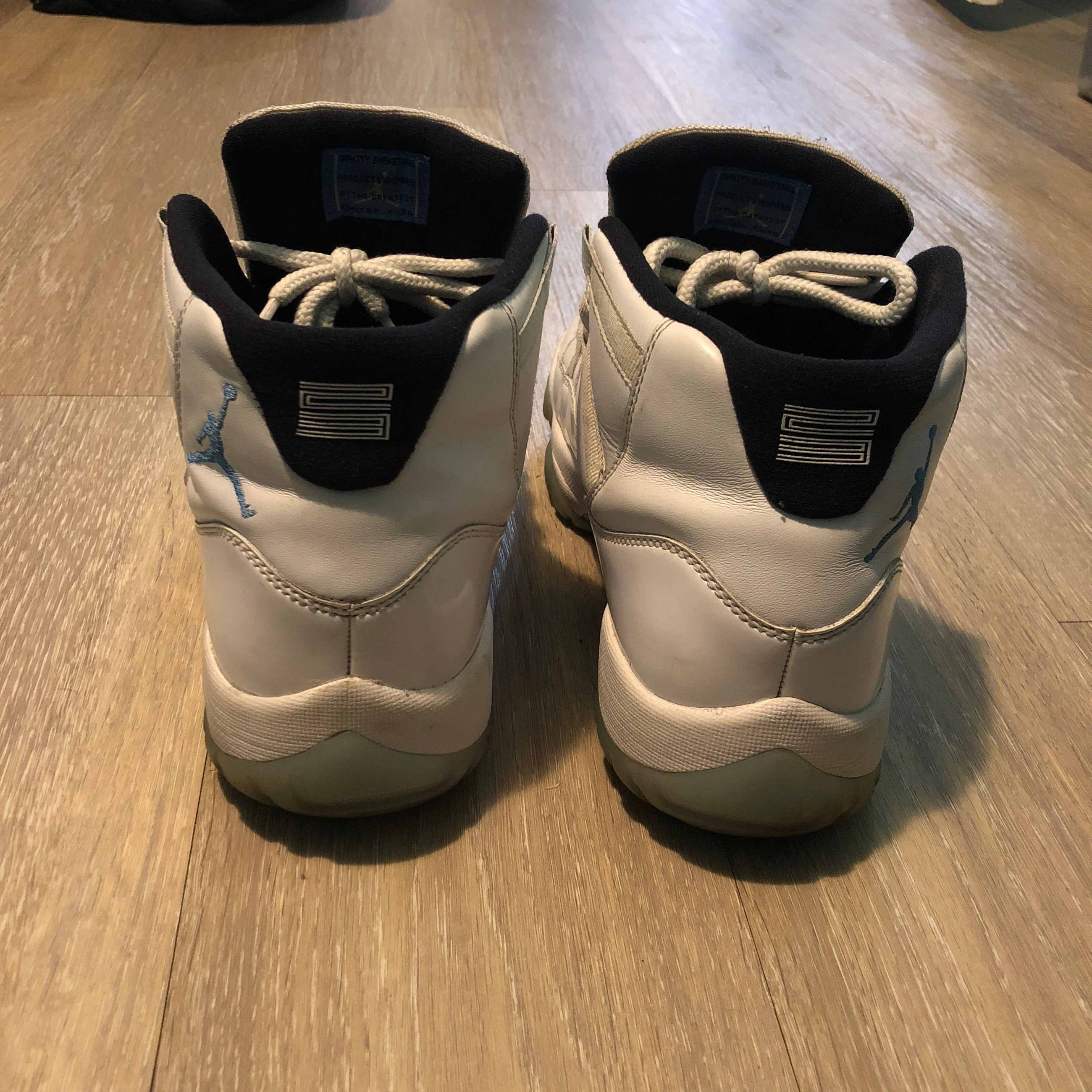 legend blue 11 low goat