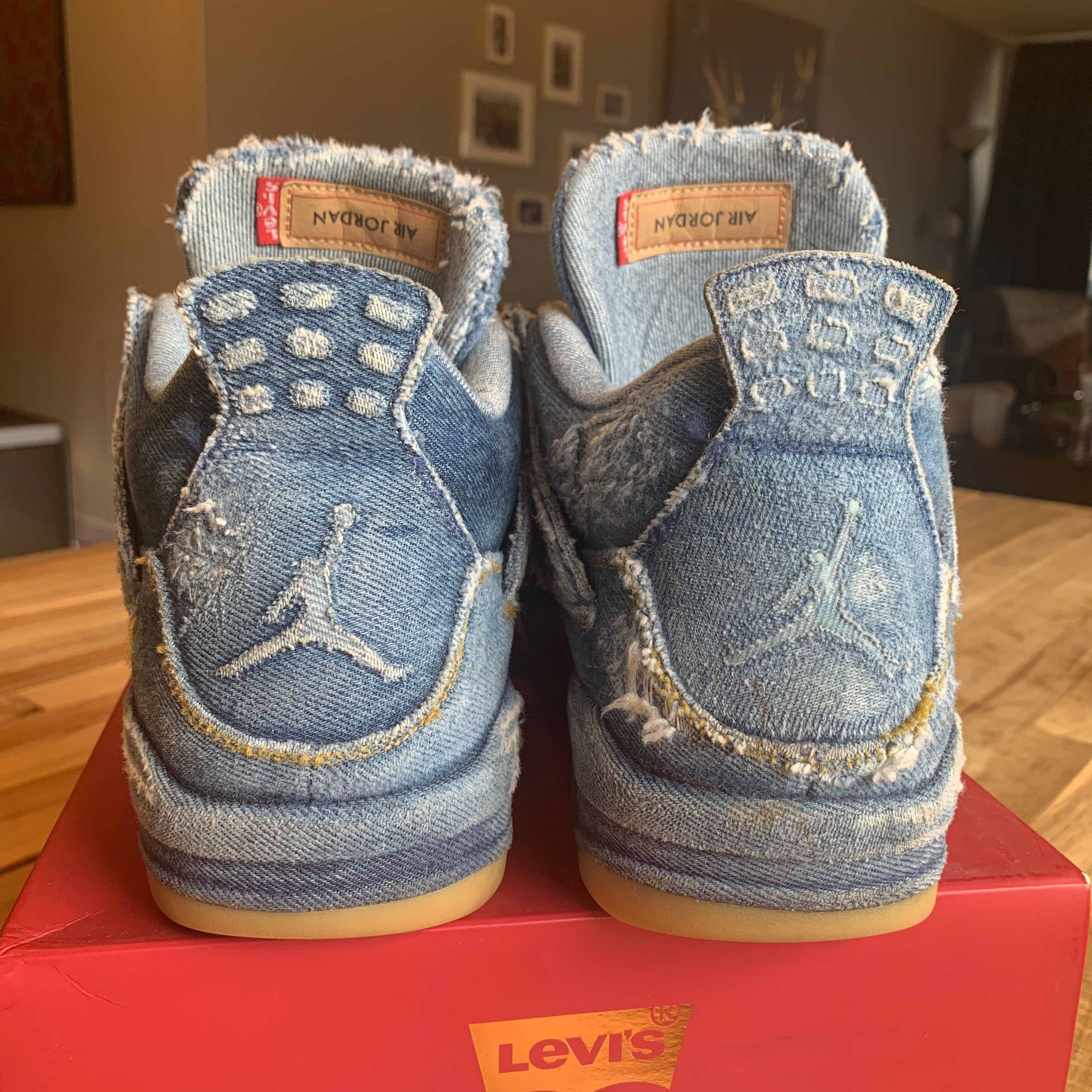 levi's x air jordan 4 denim
