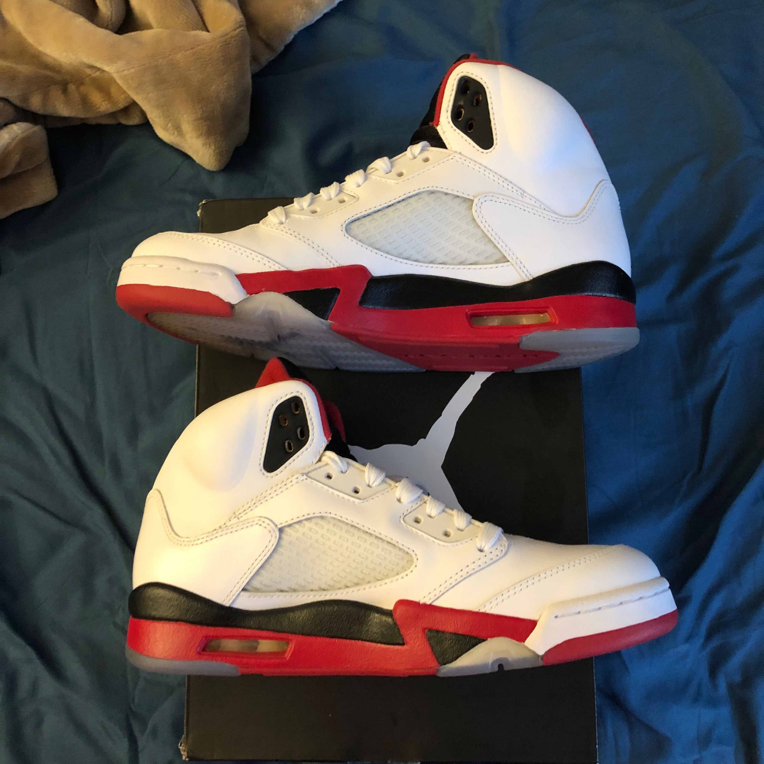 air jordan 5 fire red 2013