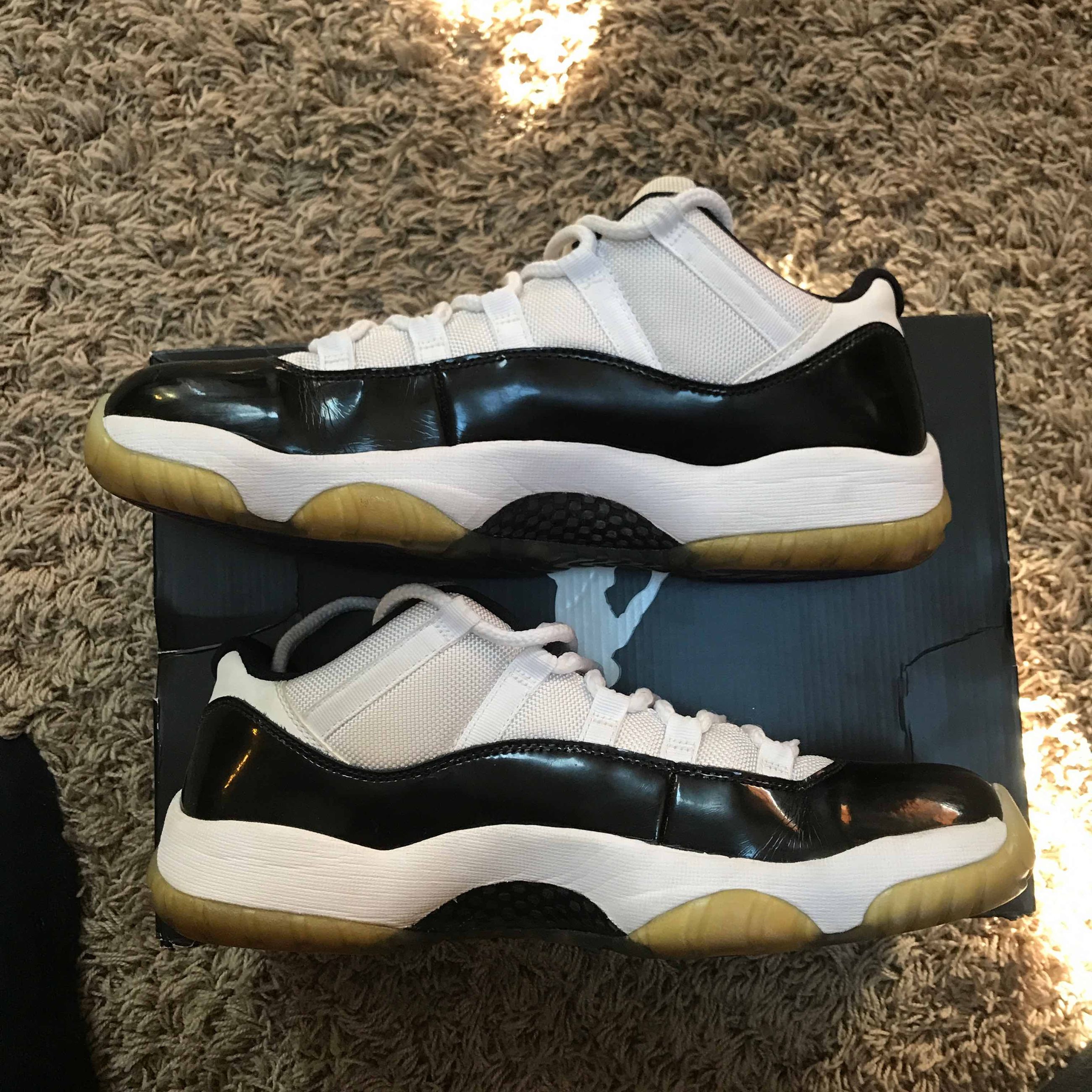 size 8.5 jordan 11