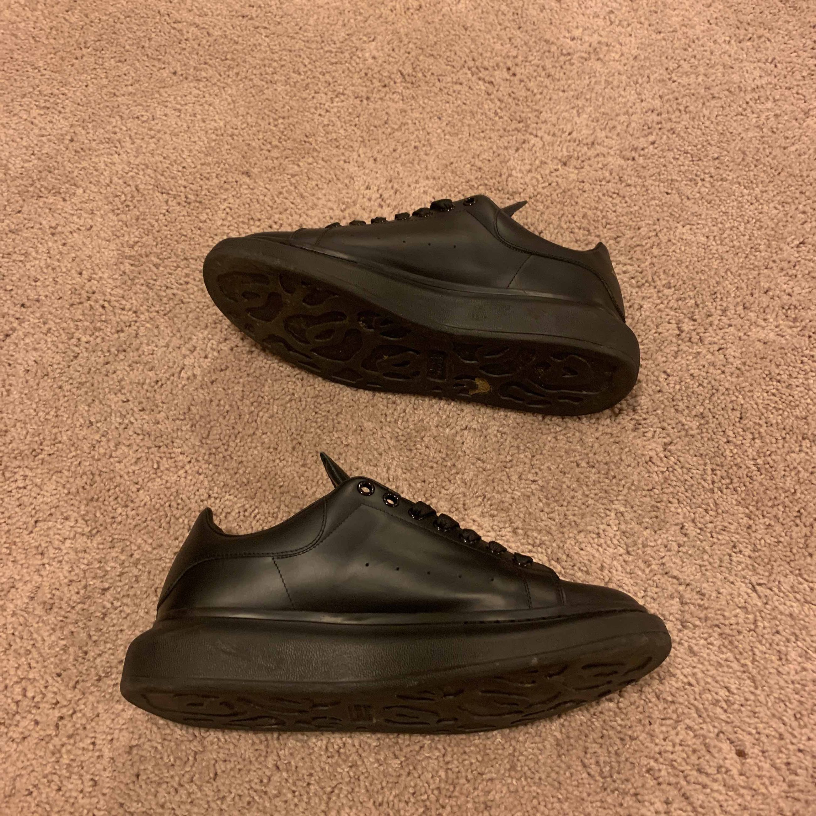 Alexander McQueen Oversized Sneaker 'All Black' Alexander McQueen