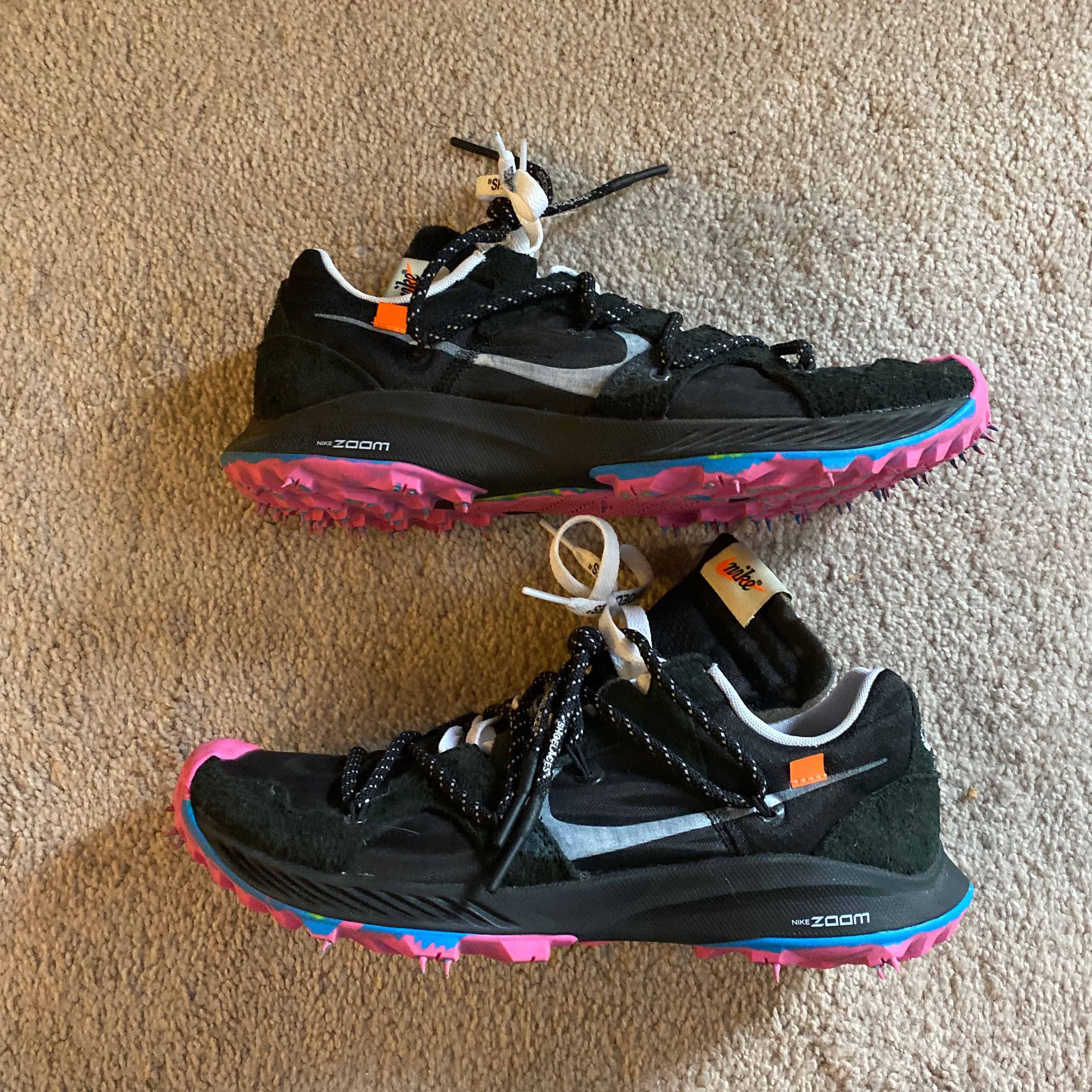 off white air zoom terra kiger 5