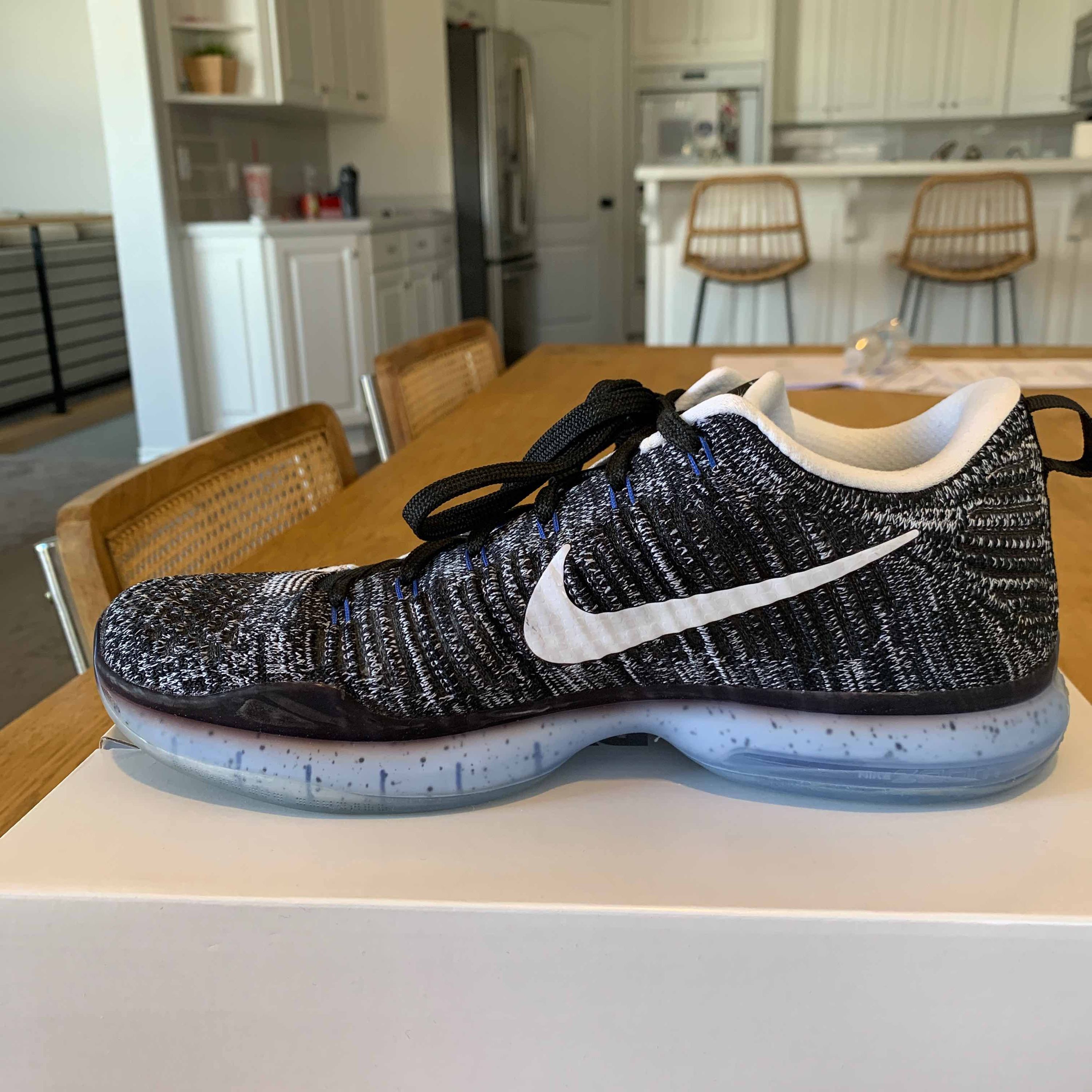 kobe 10 elite low prm htm shark jaw
