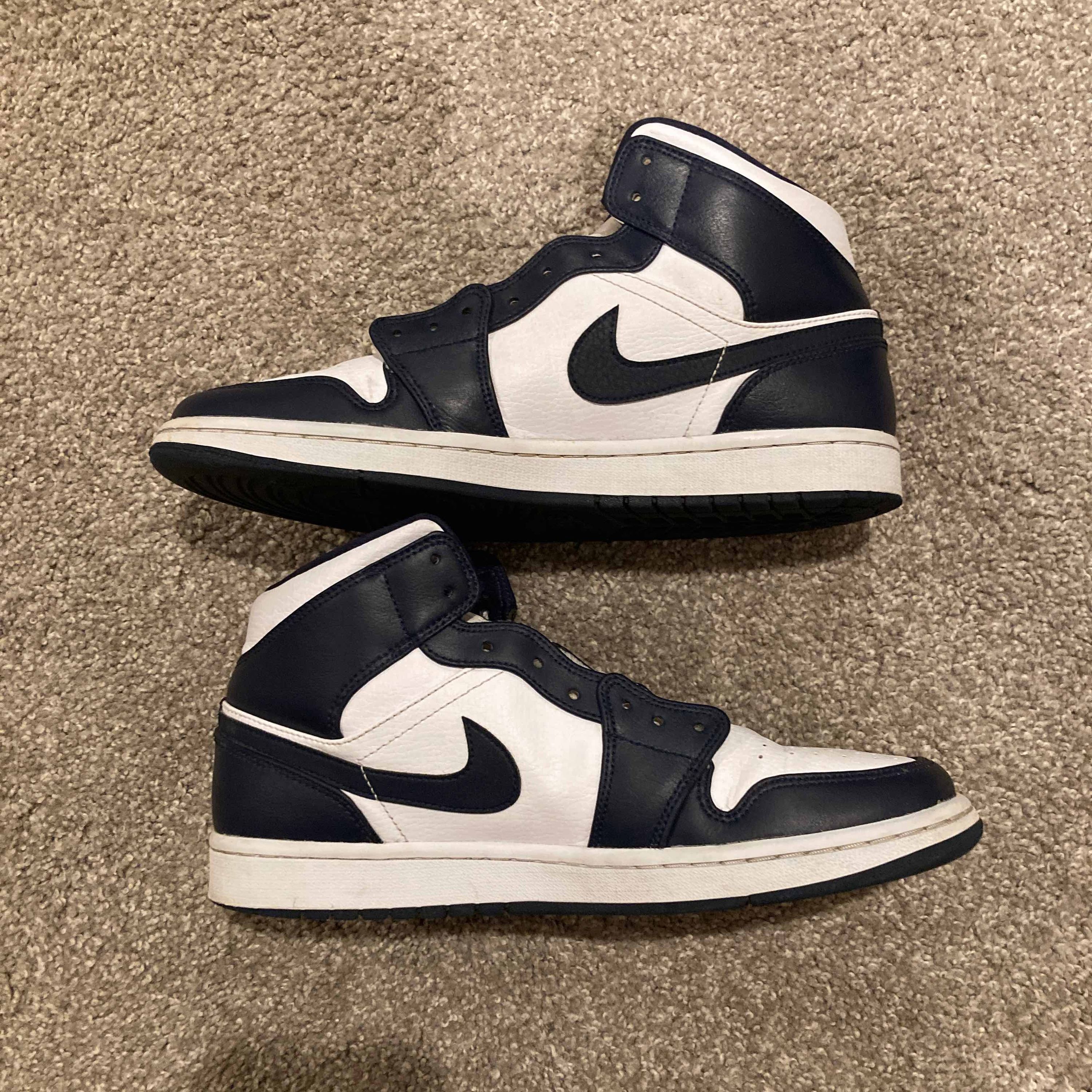 Air Jordan 1 Mid 'Obsidian' - Air Jordan - 554724 174 | GOAT