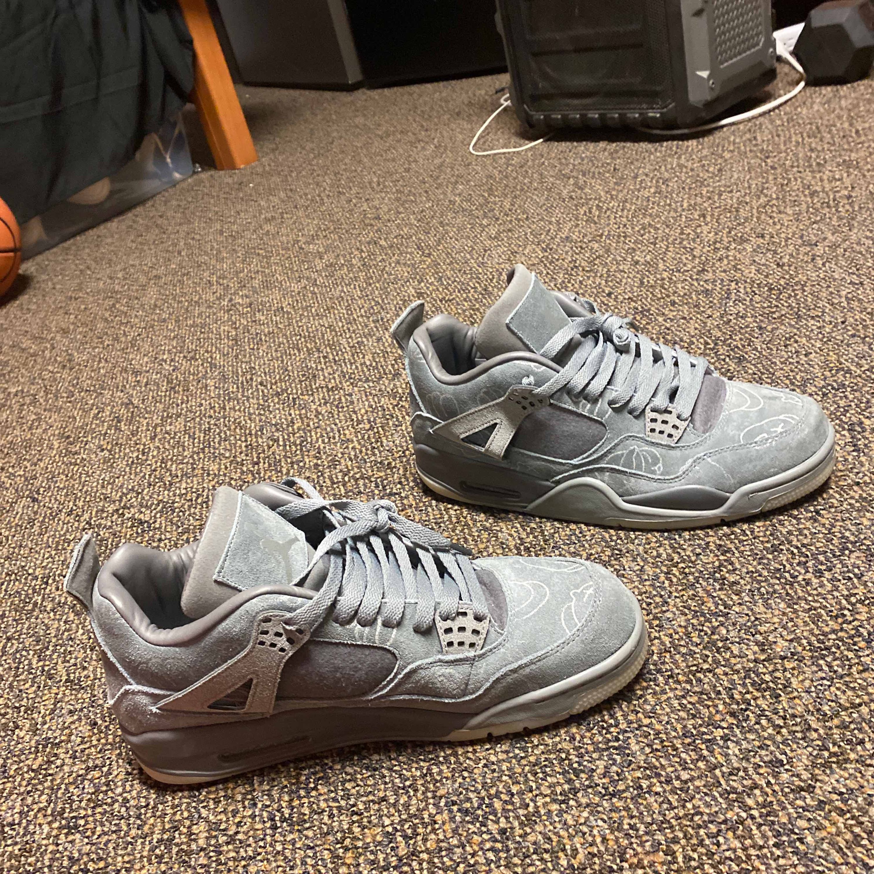 kaws jordan 4 grey