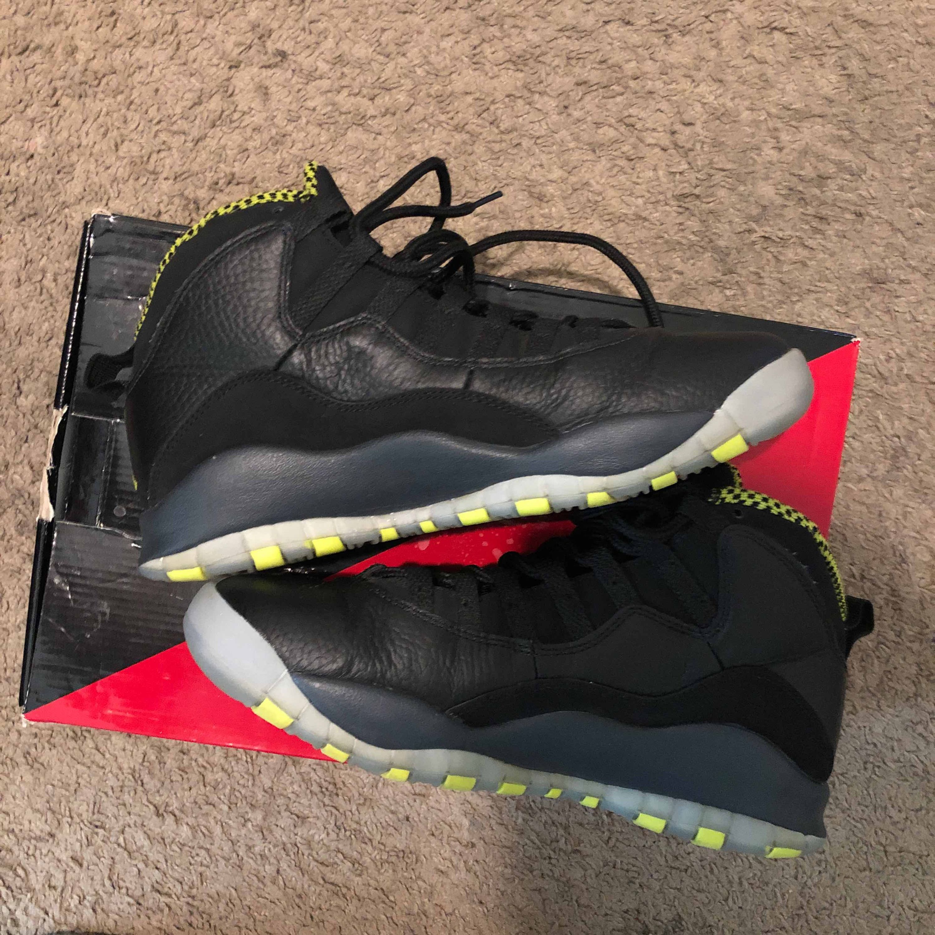 nike jordan venom