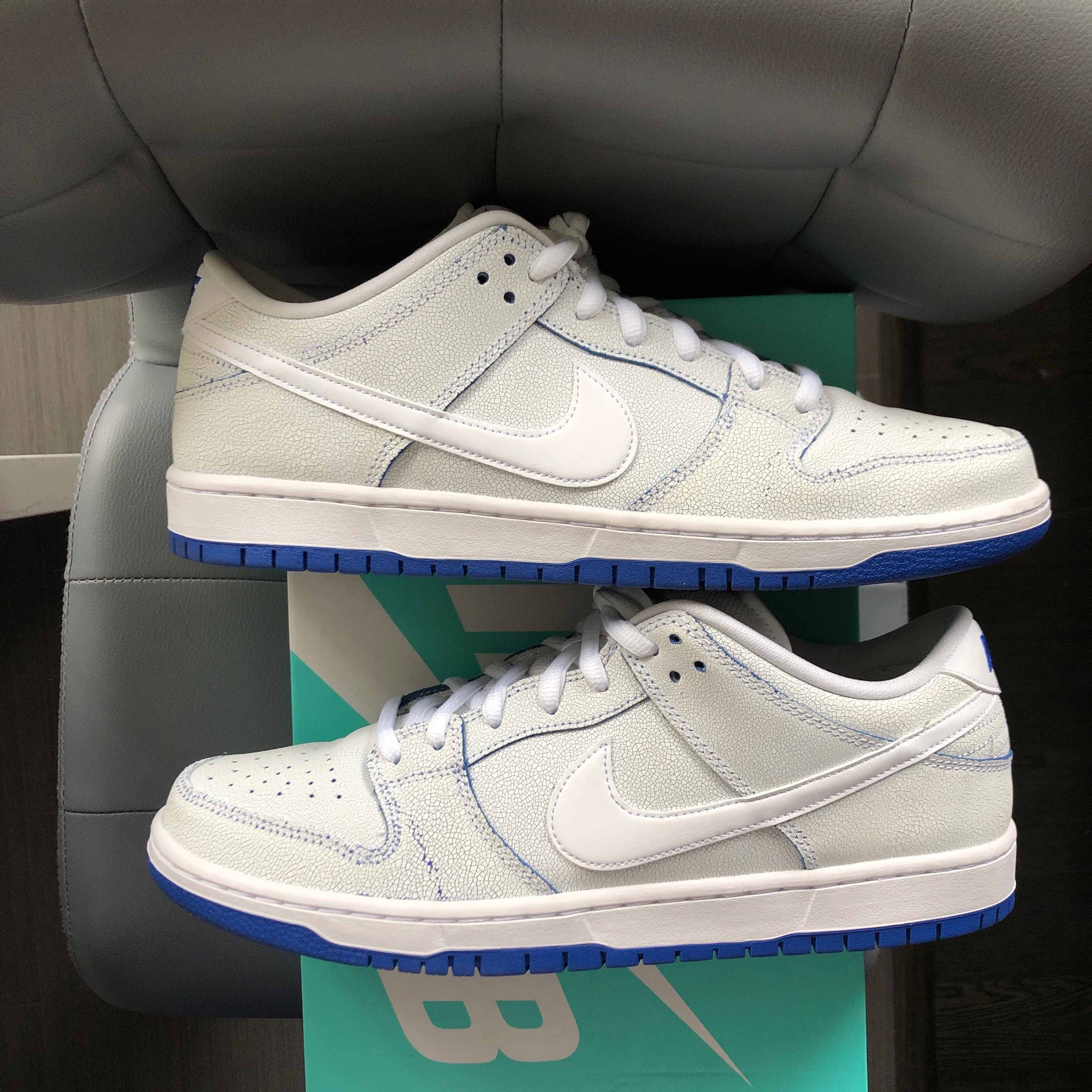 nike dunk cracked leather