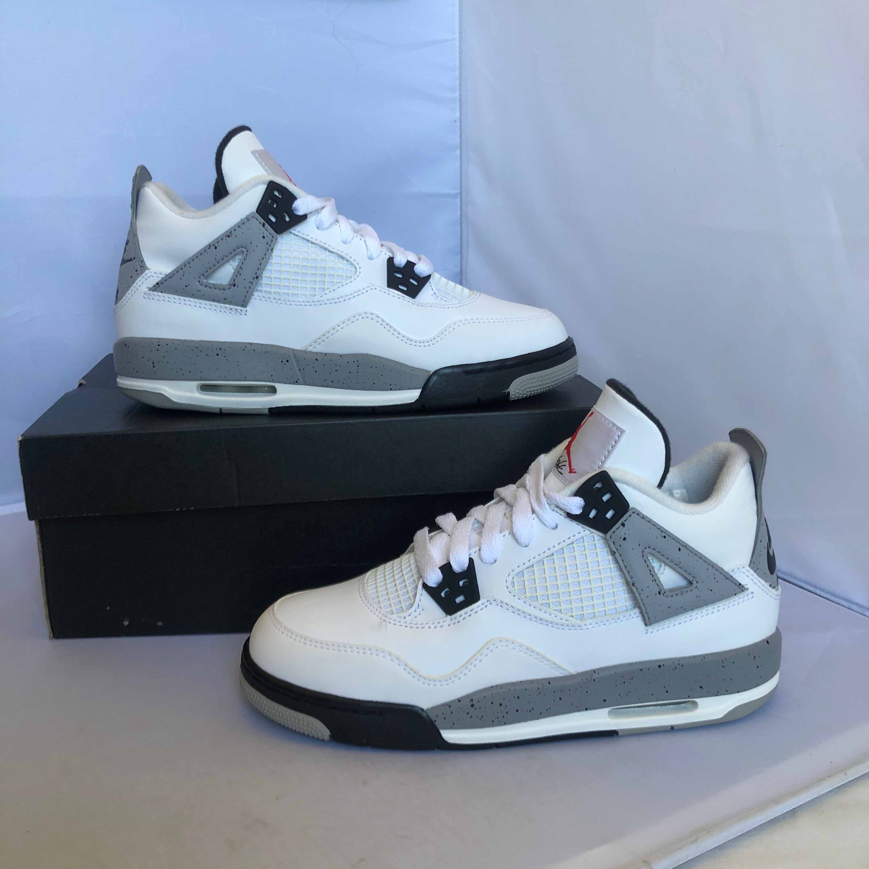 jordan 4 bg