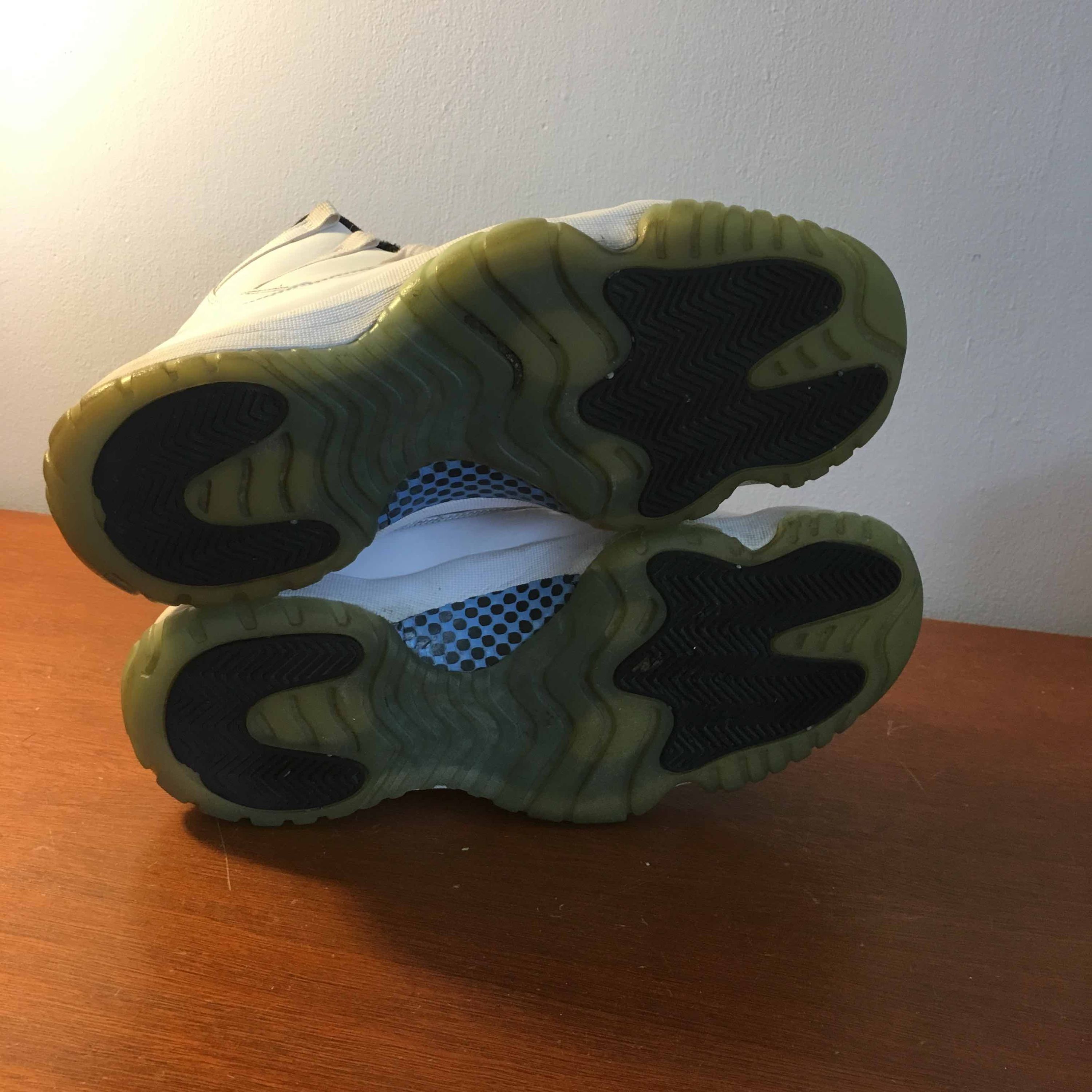 legend blue 11 low goat