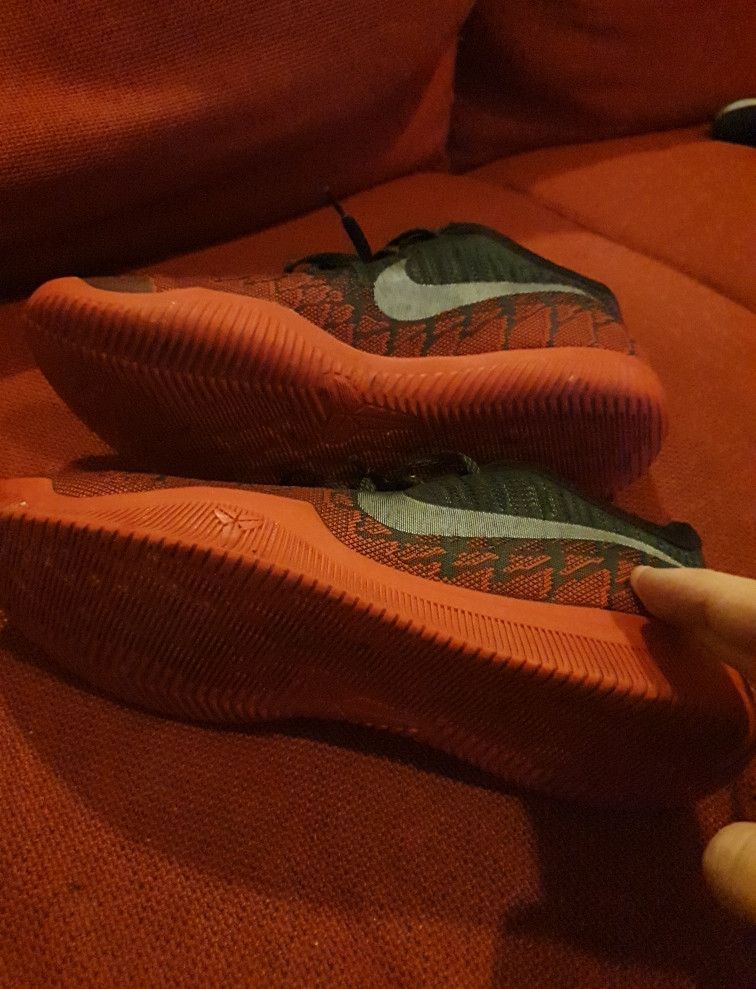 mamba rage black red