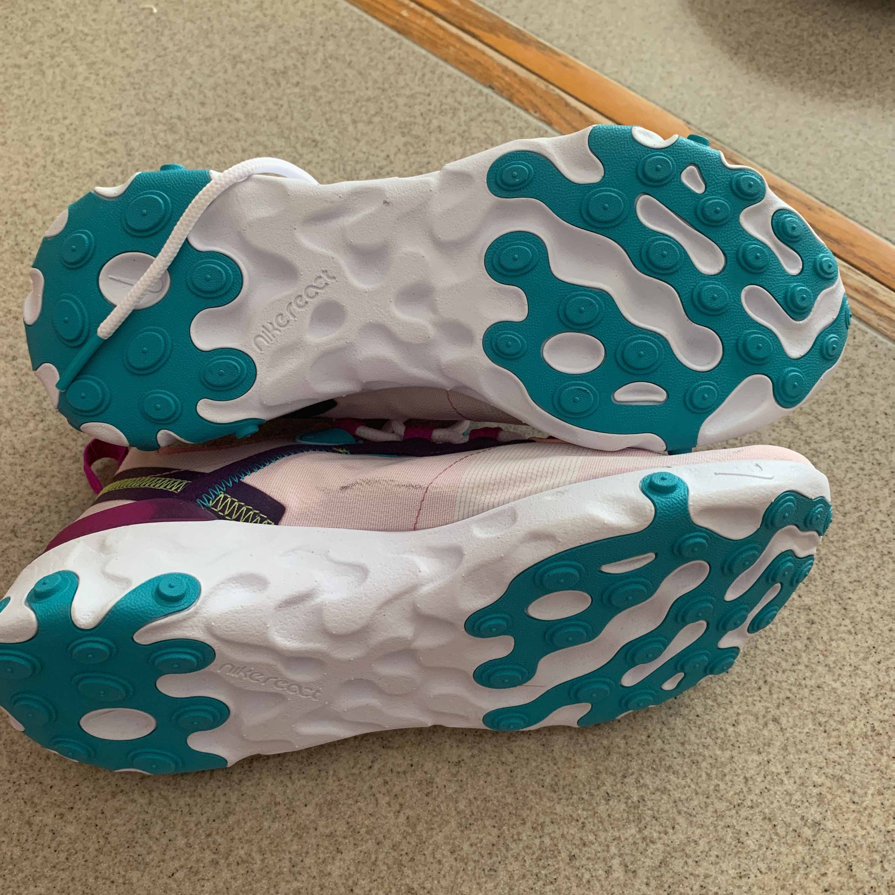 nike react element 55 magic flamingo