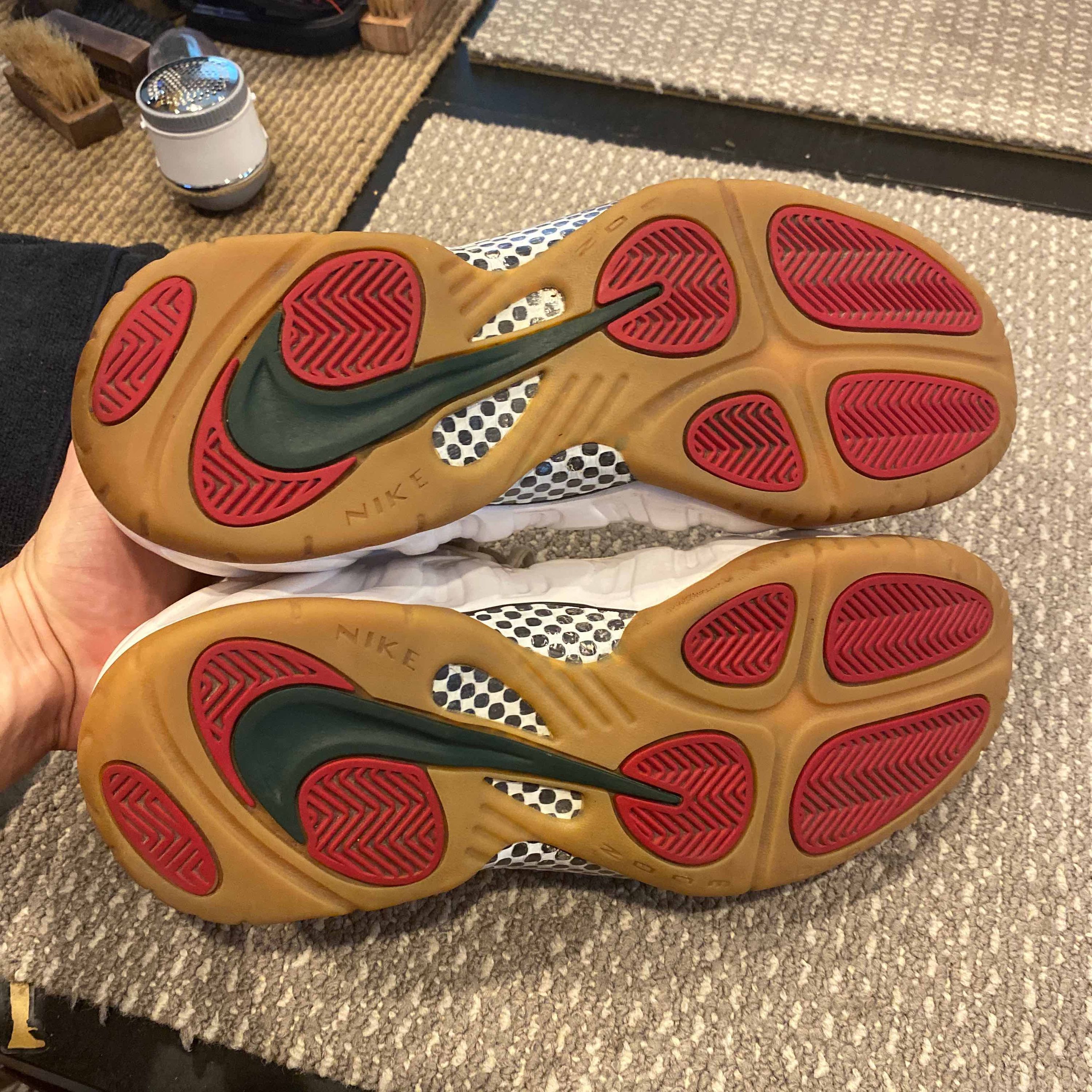 nike red sneakers for women