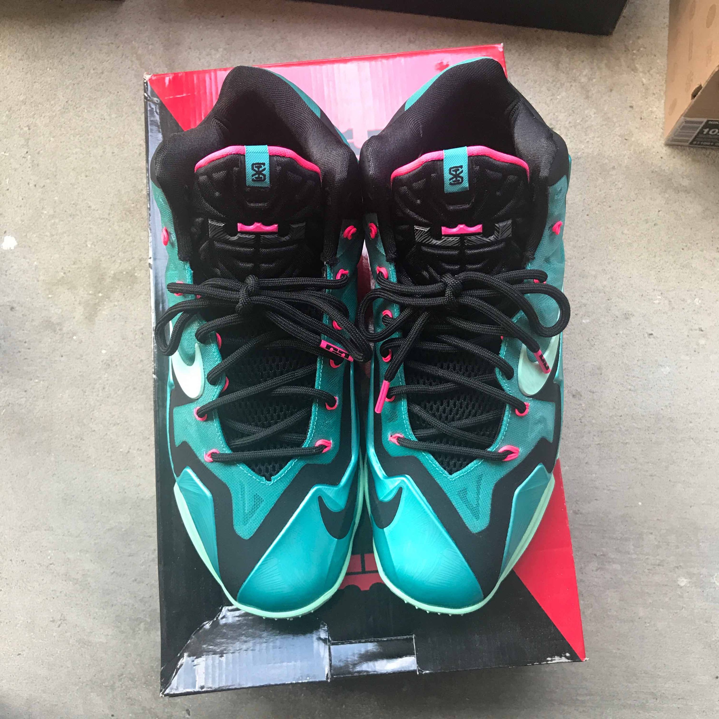 nike 616175 330