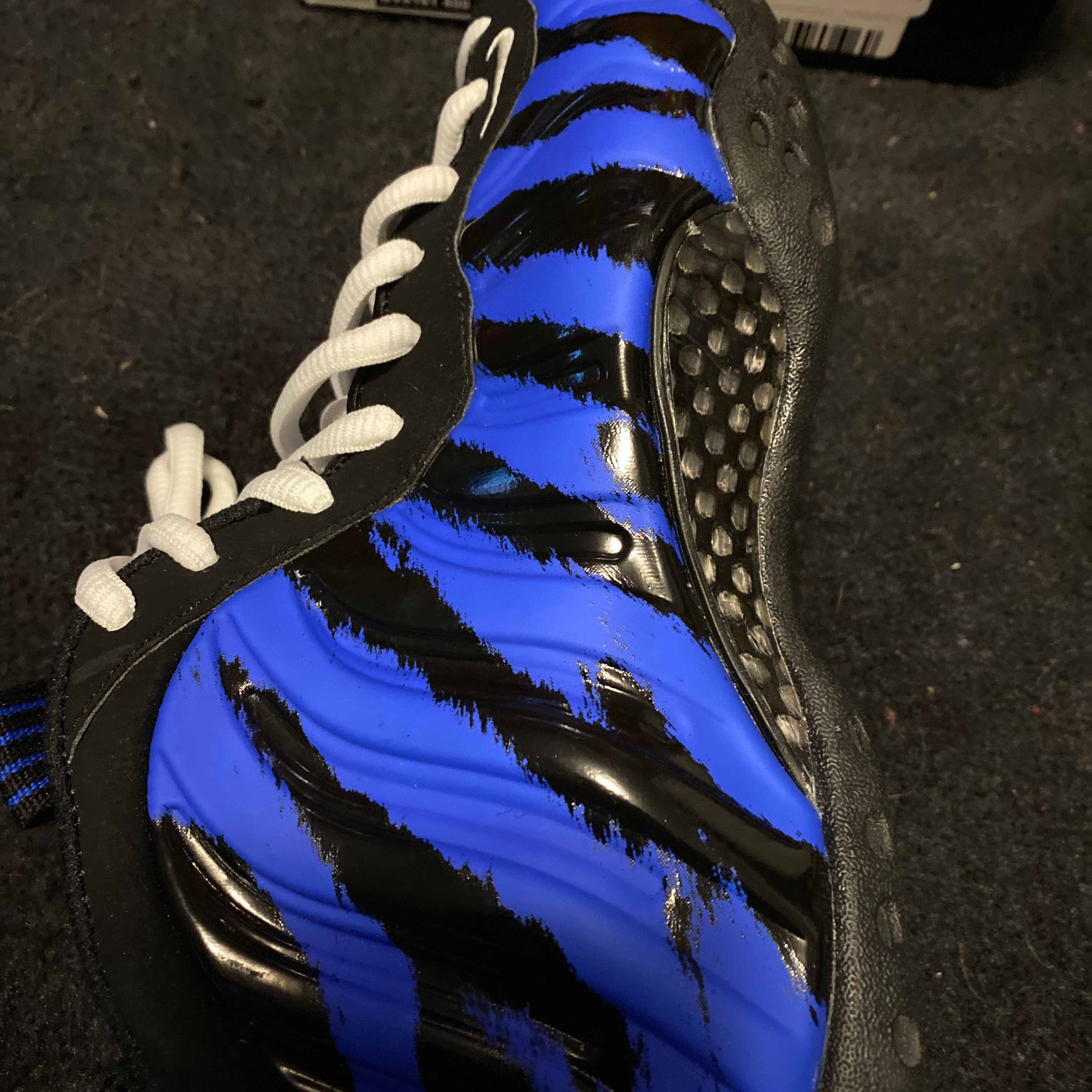 nike foamposite tiger stripes
