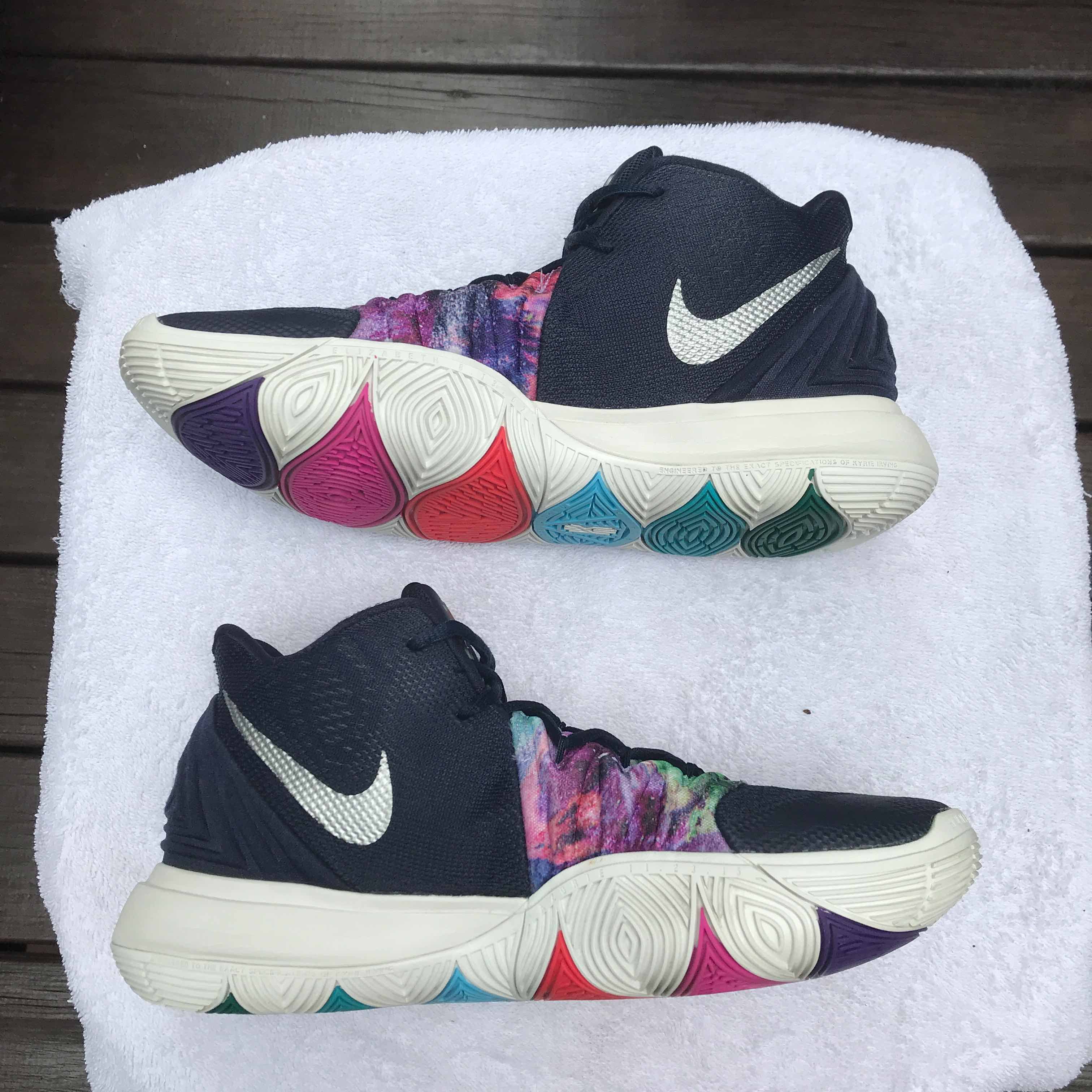 kyrie 5 galaxy youth