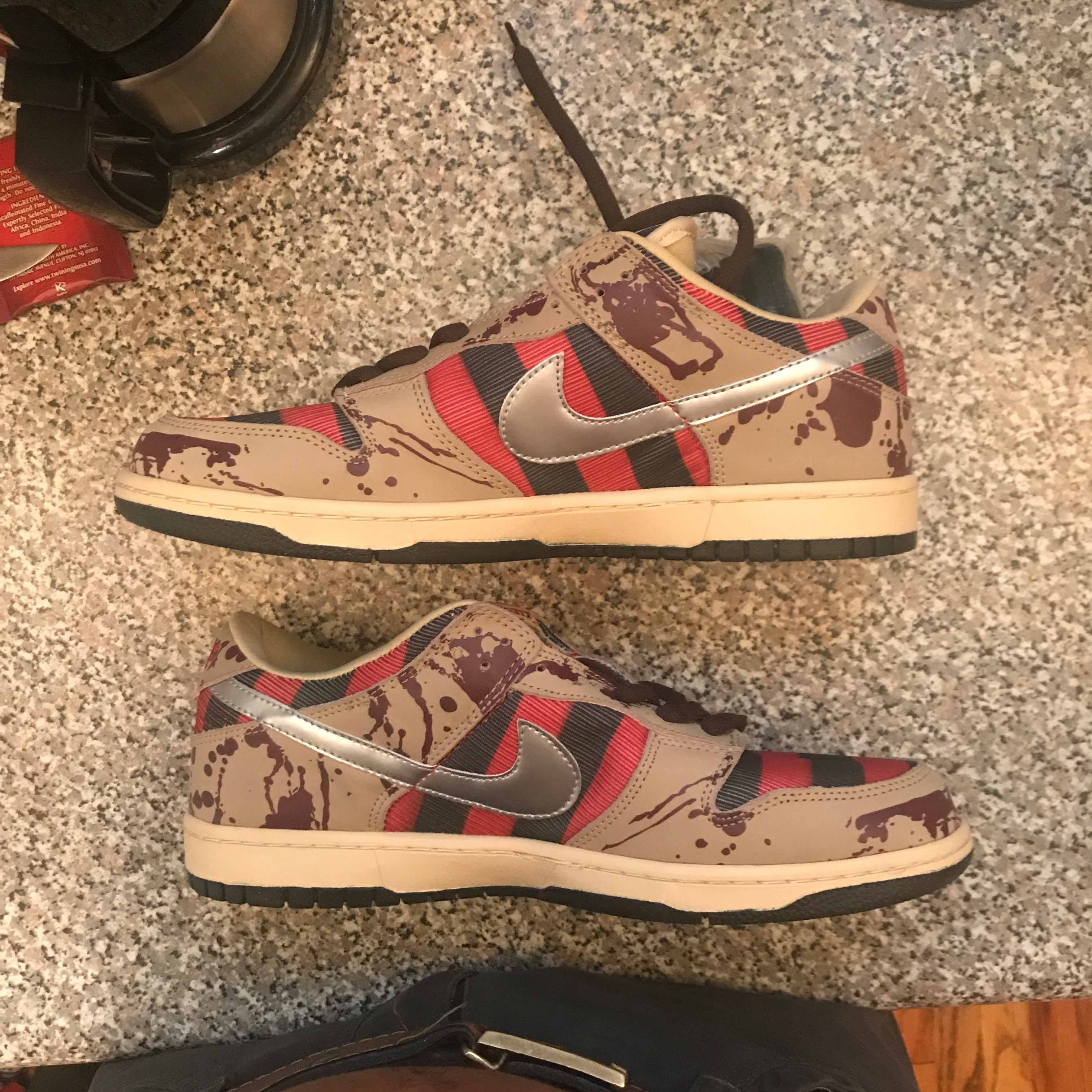 dunk low freddy krueger