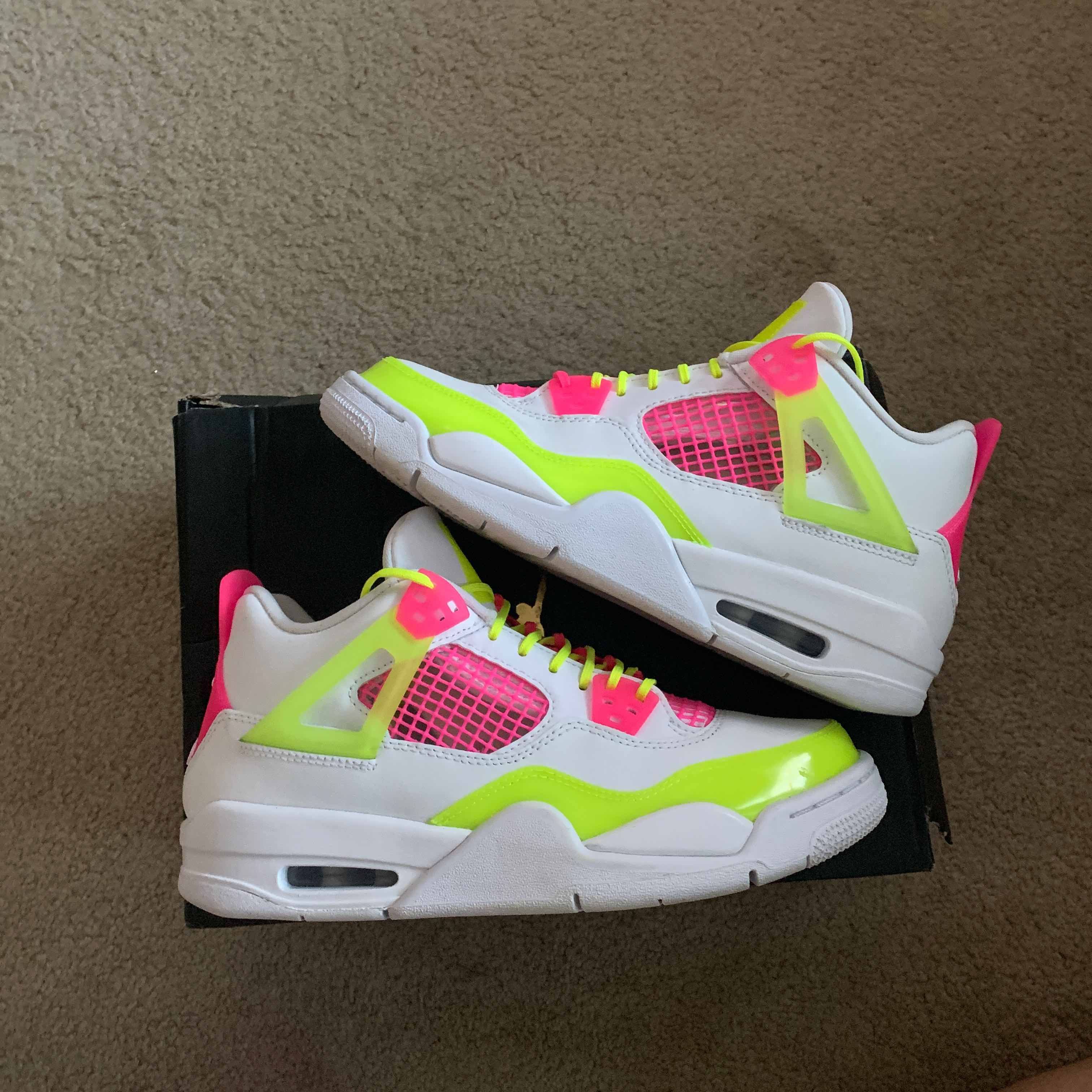 jordan 4 lemon venom