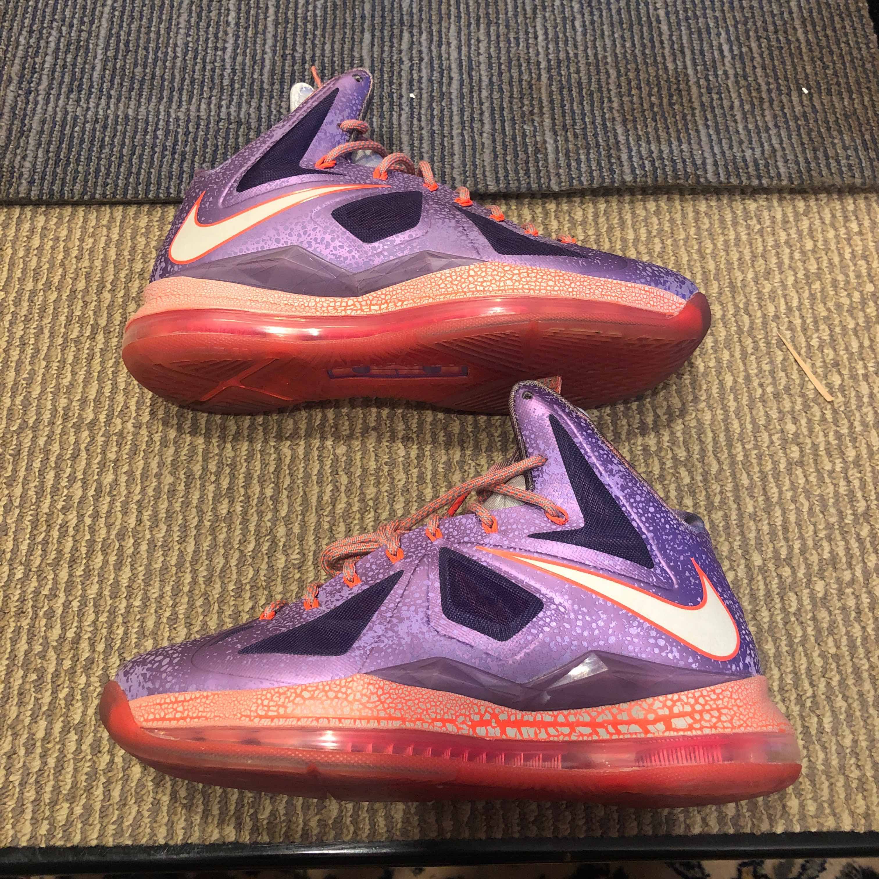 lebron x extraterrestrial