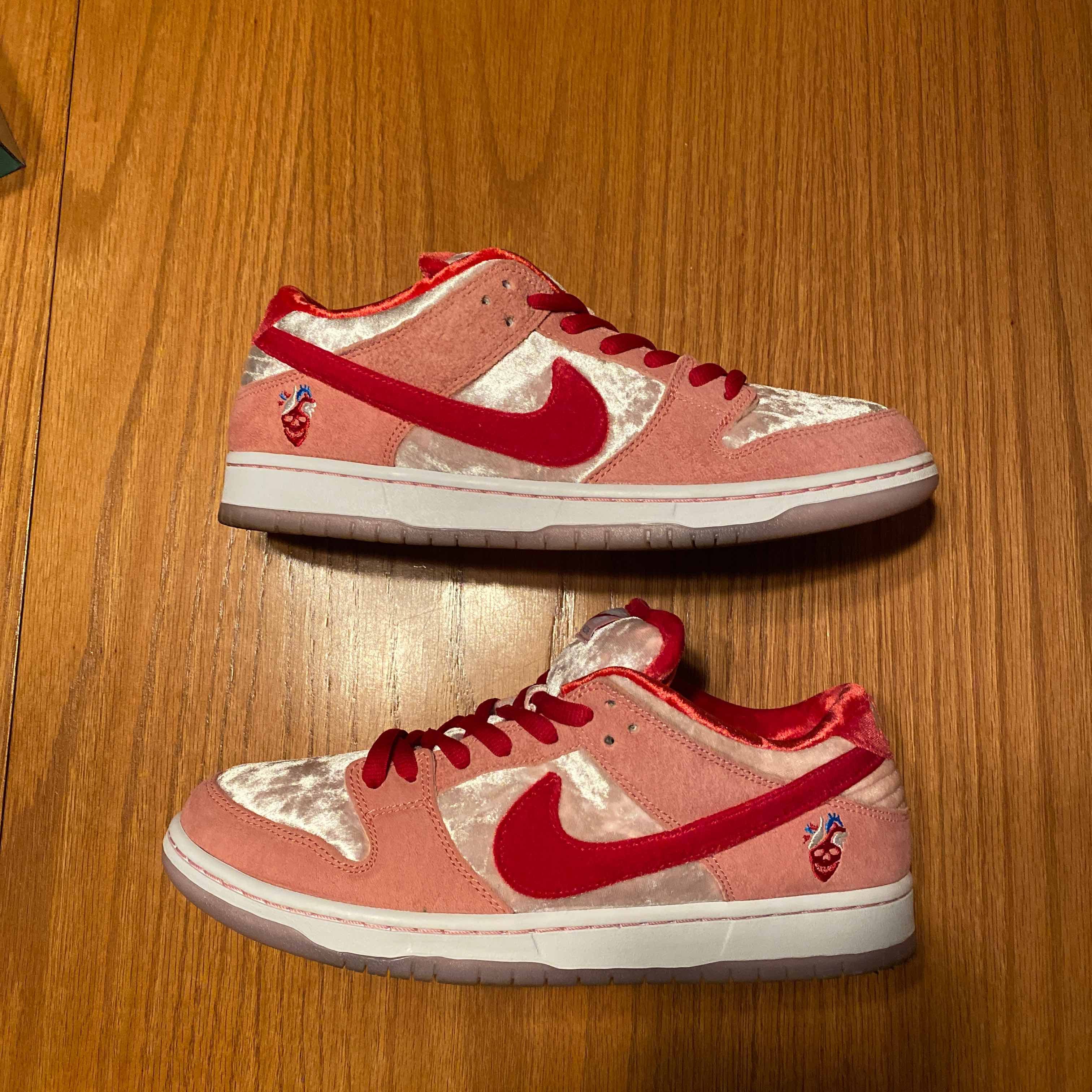 strange love dunks goat