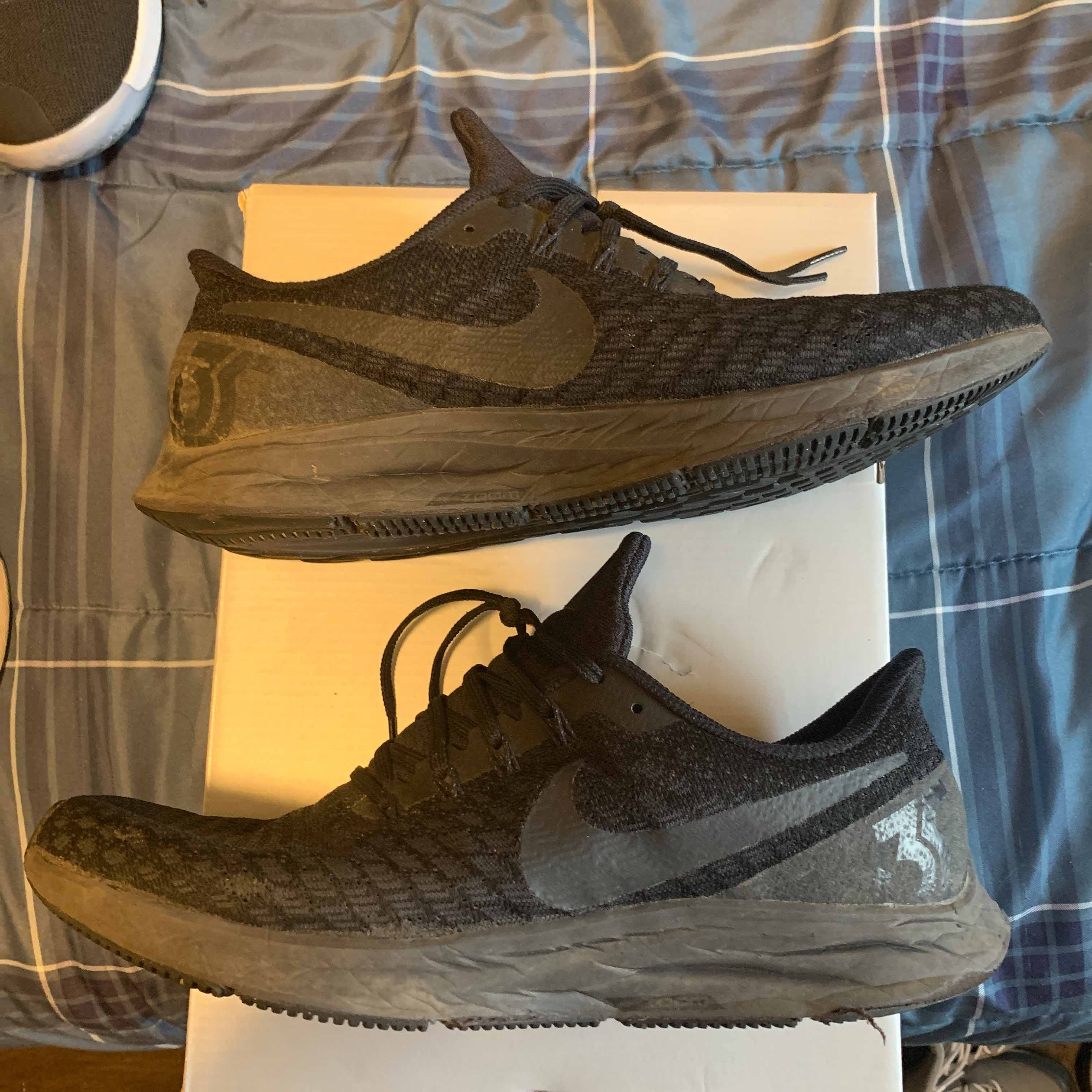 pegasus 35 triple black