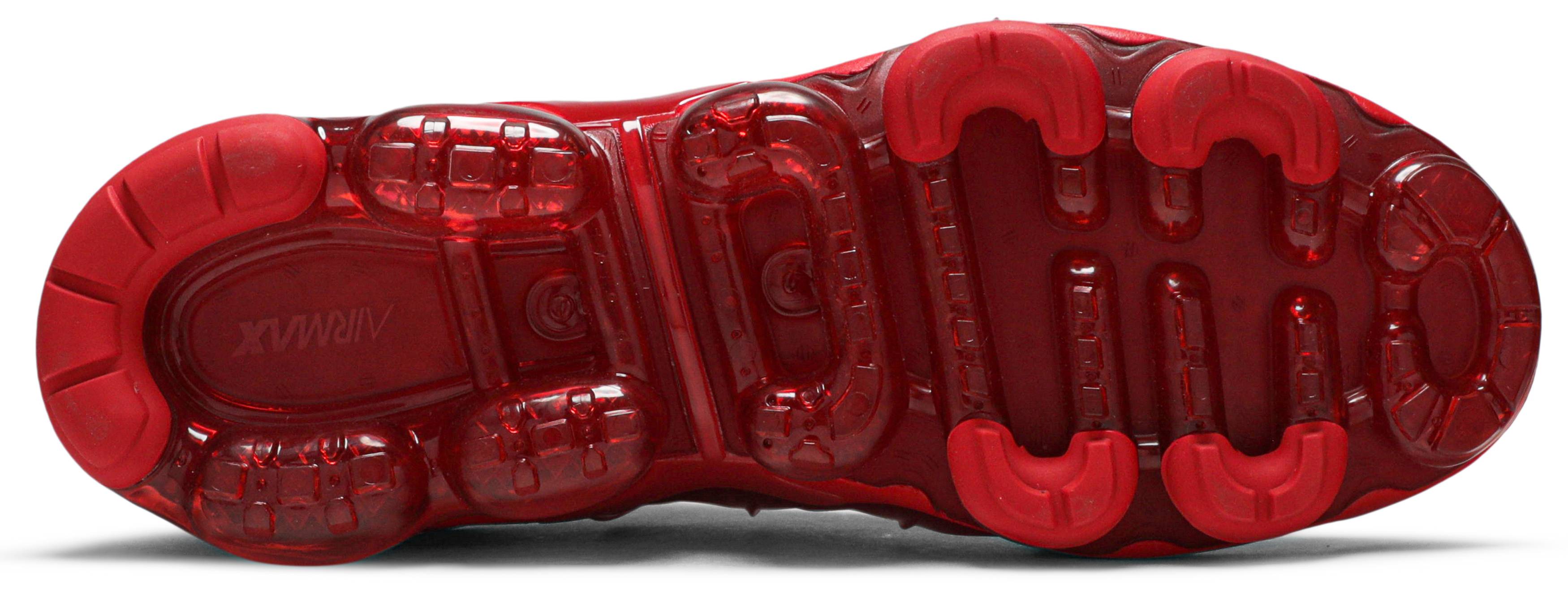 Air VaporMax Plus 'Triple Red' - Nike - CW6973 600 | GOAT