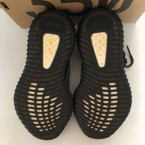 yeezy yecheil goat